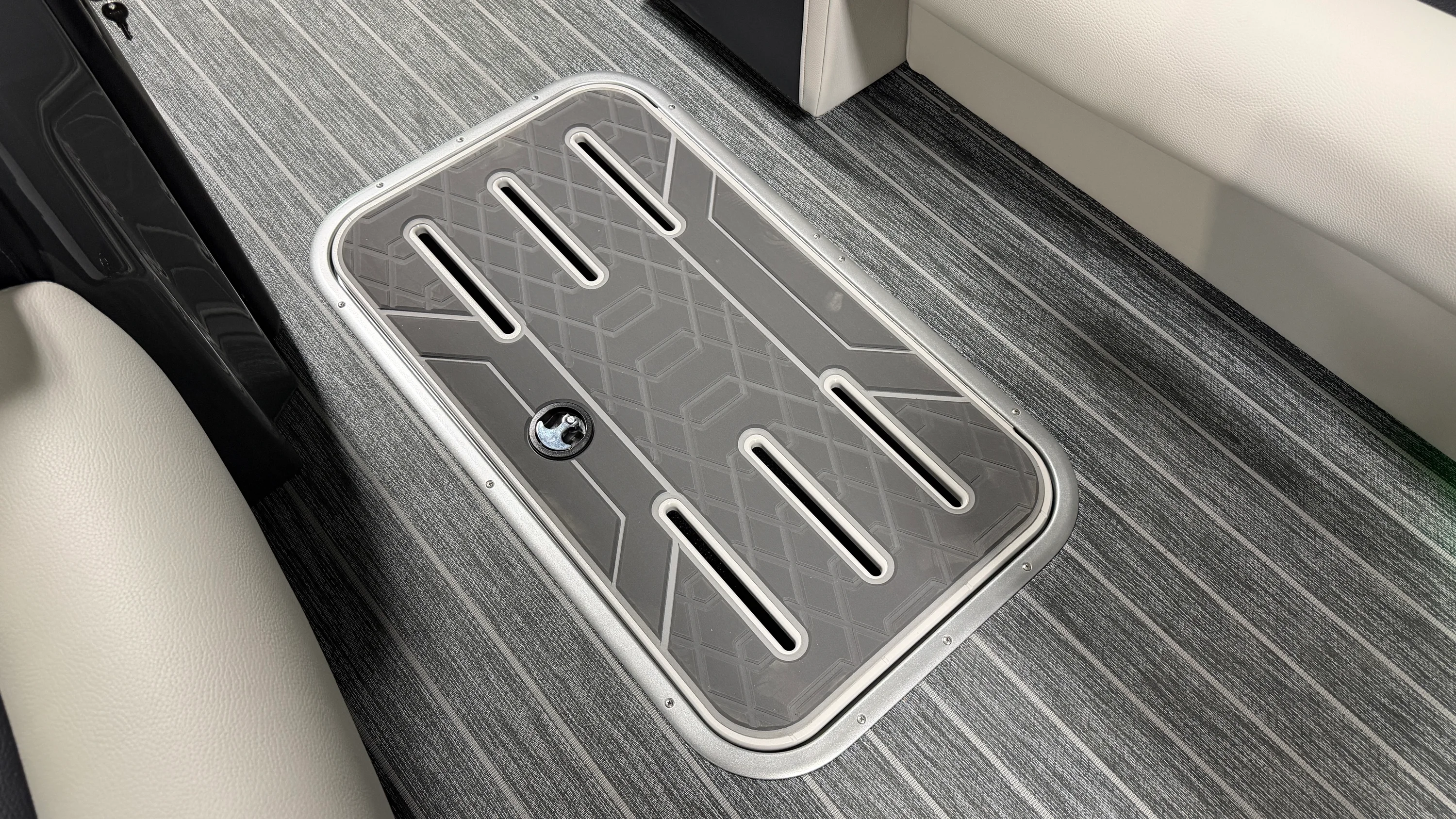 2026 Premier 250INTRIGUE Image Thumbnail #35