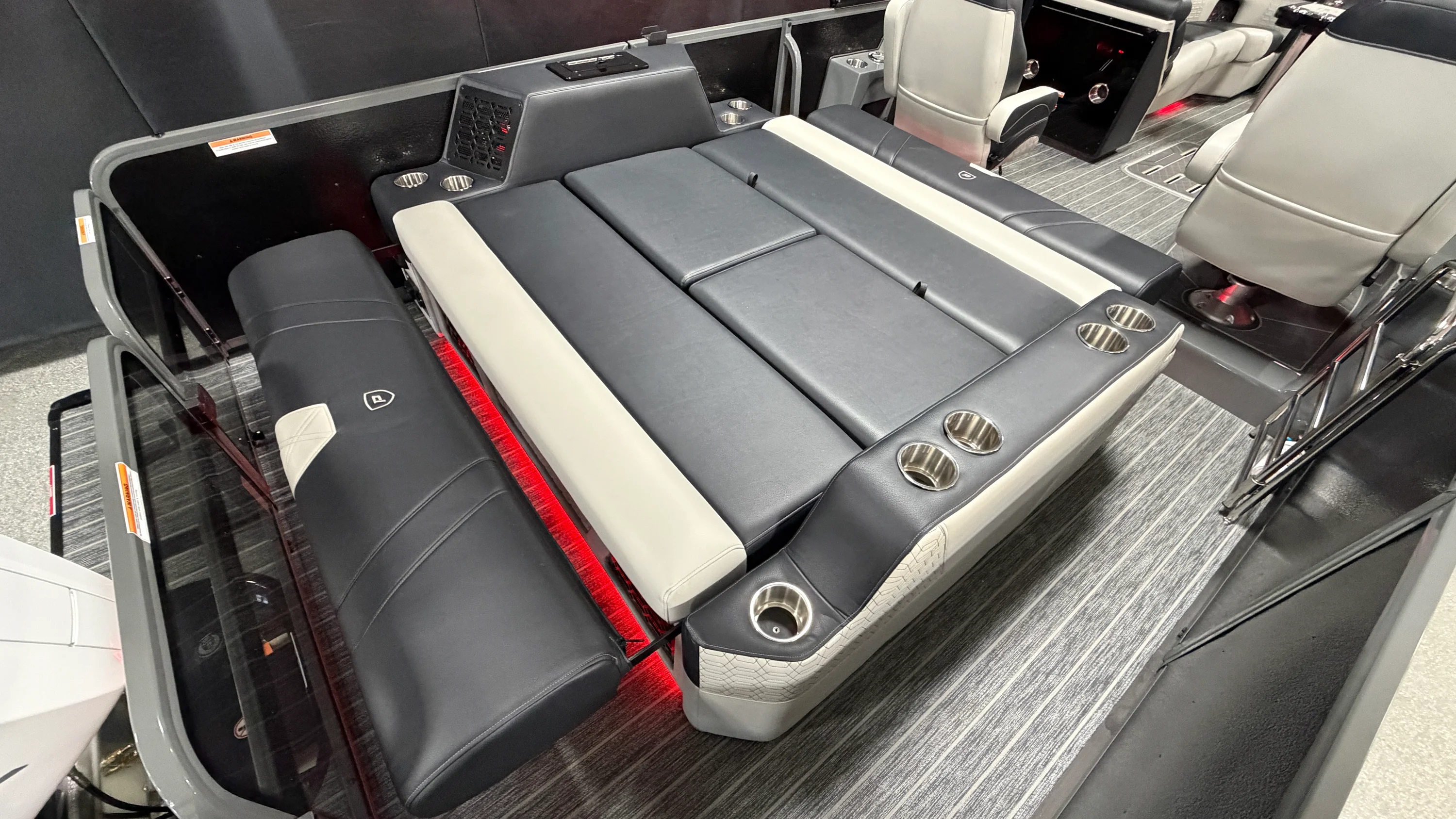 2026 Premier 250INTRIGUE Image Thumbnail #77