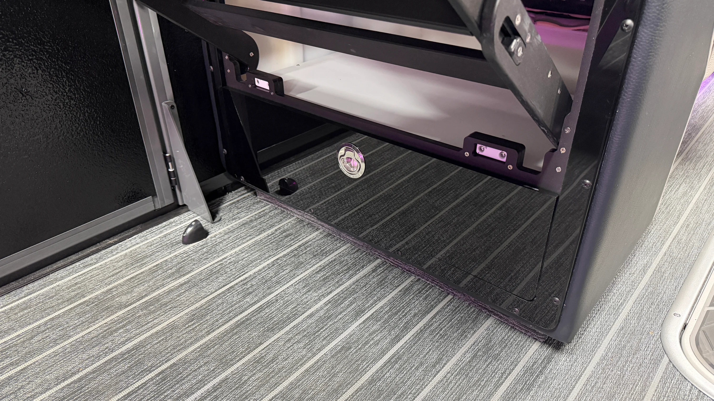 2026 Premier 250INTRIGUE Image Thumbnail #39