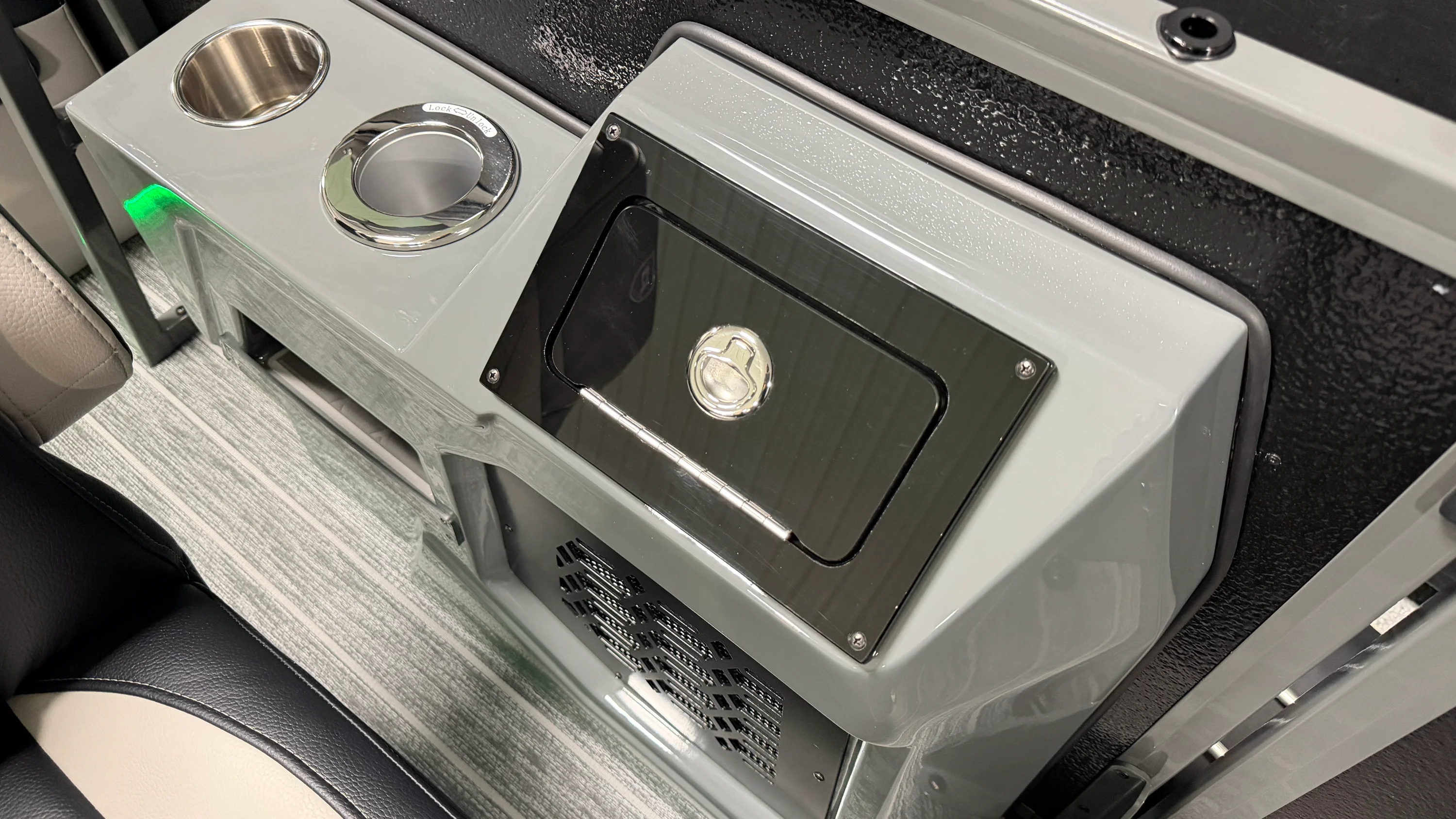 2026 Premier 250INTRIGUE Image Thumbnail #44