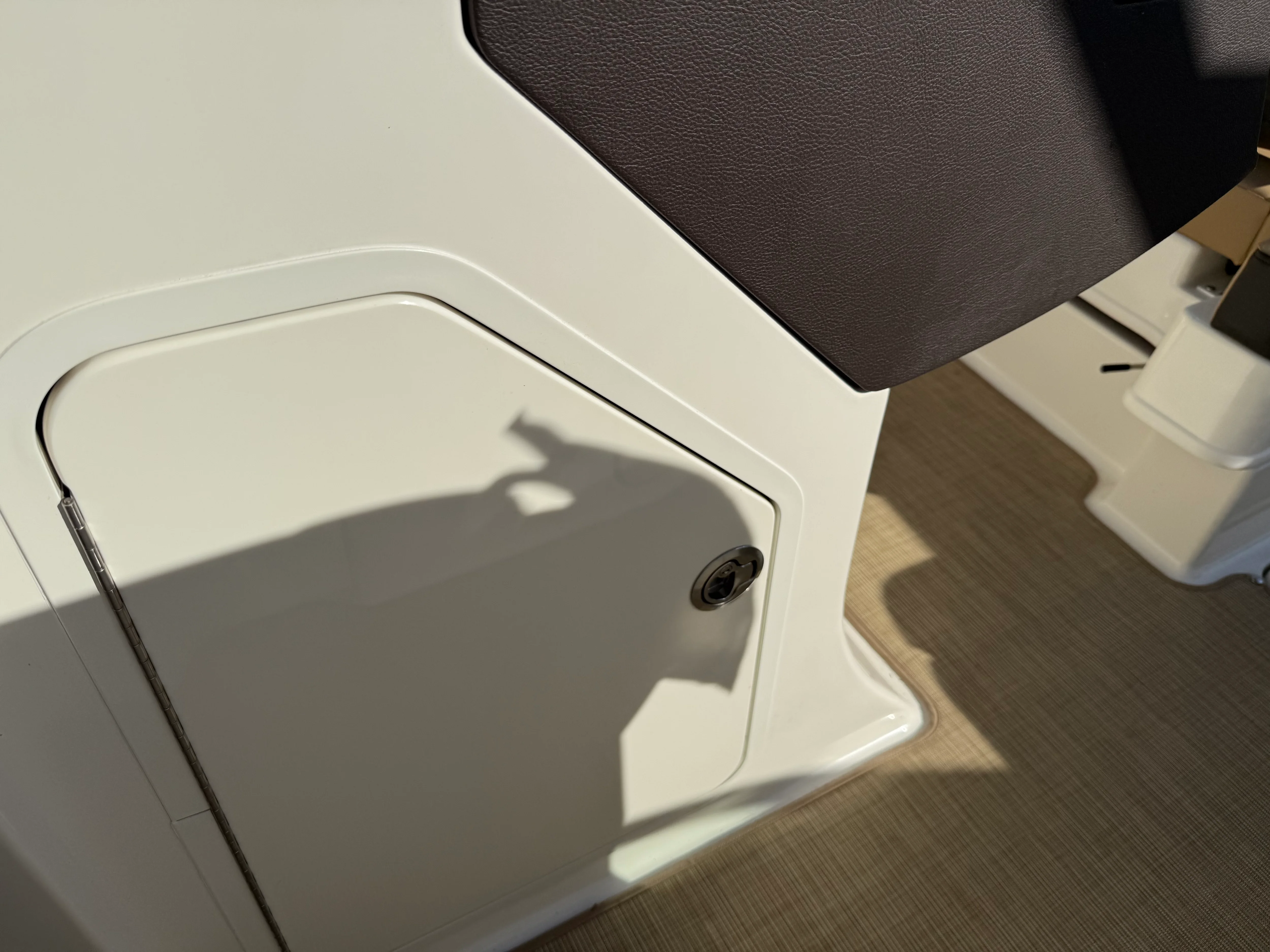 2023 Sea Ray 270 SD Image Thumbnail #24