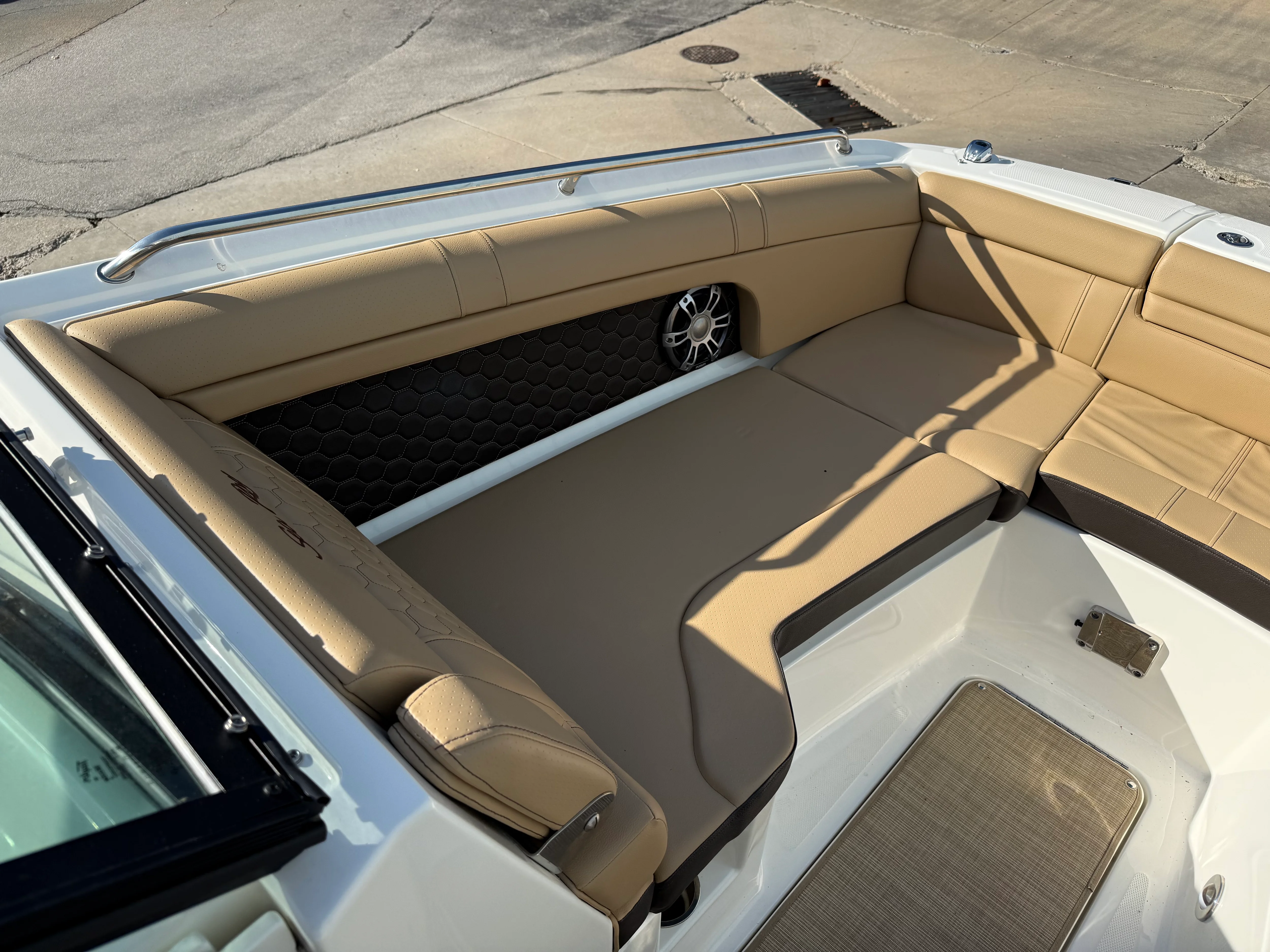 2023 Sea Ray 270 SD Image Thumbnail #18