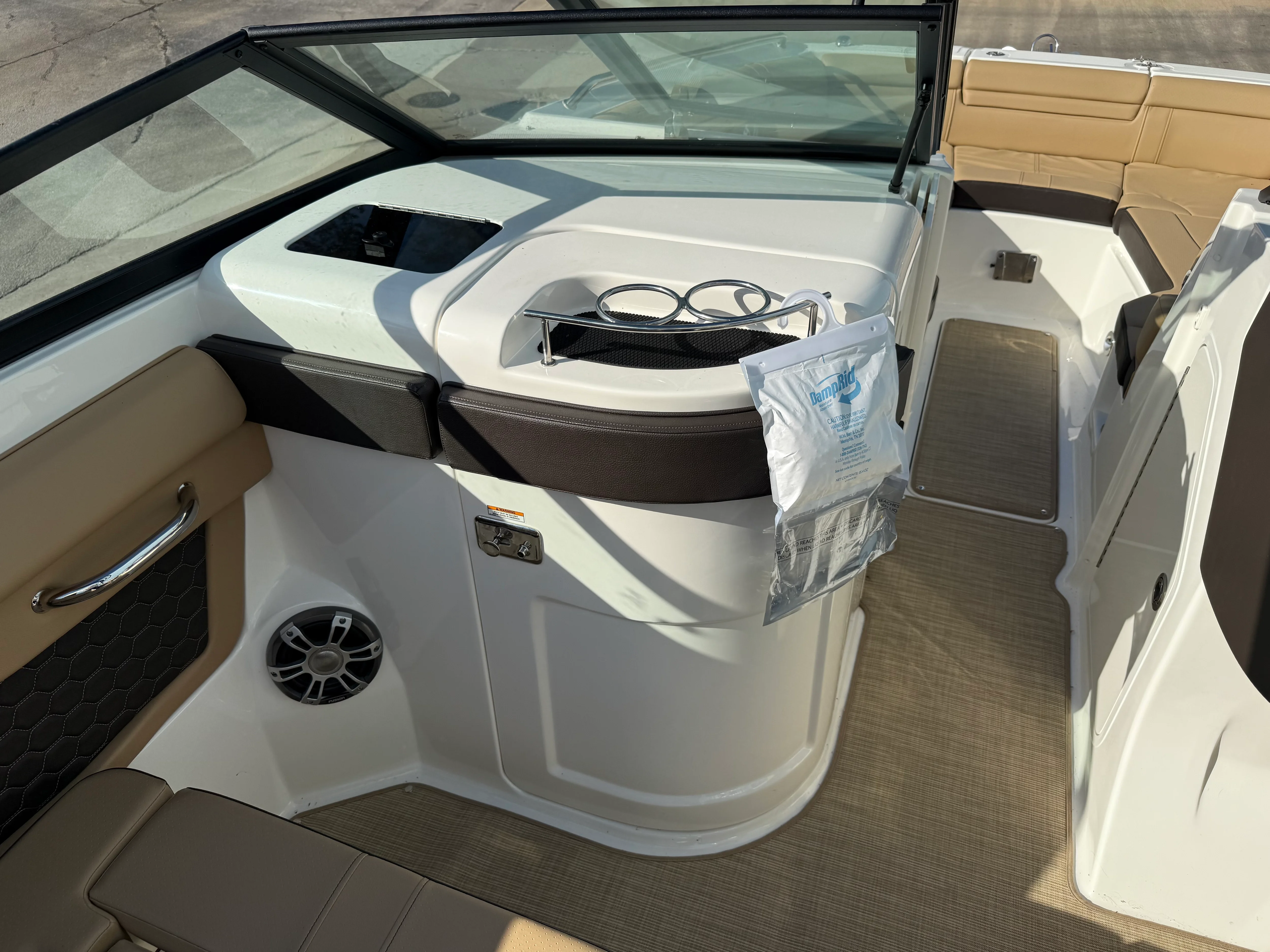 2023 Sea Ray 270 SD Image Thumbnail #37