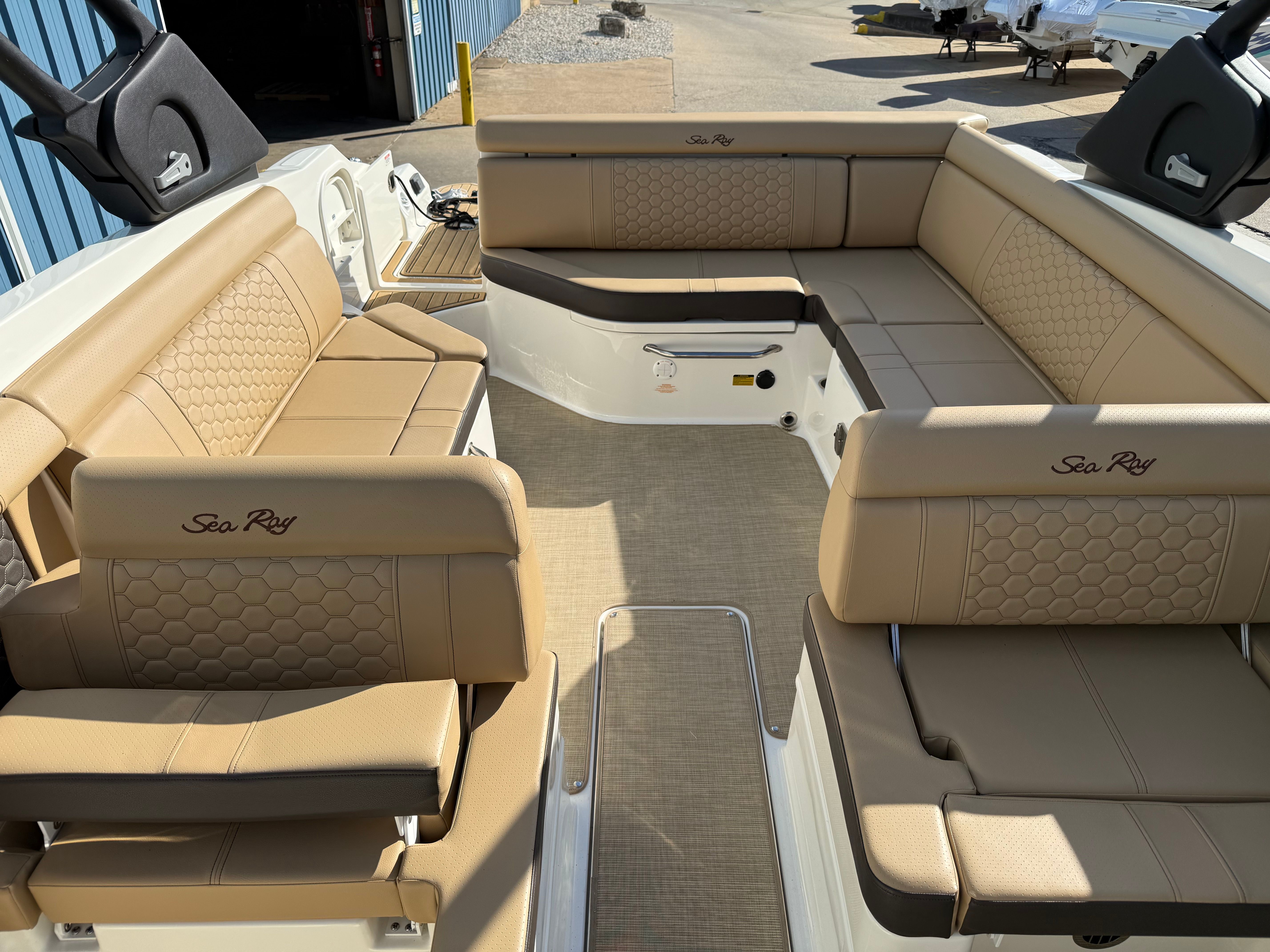 2023 Sea Ray 270 SD Image Thumbnail #27