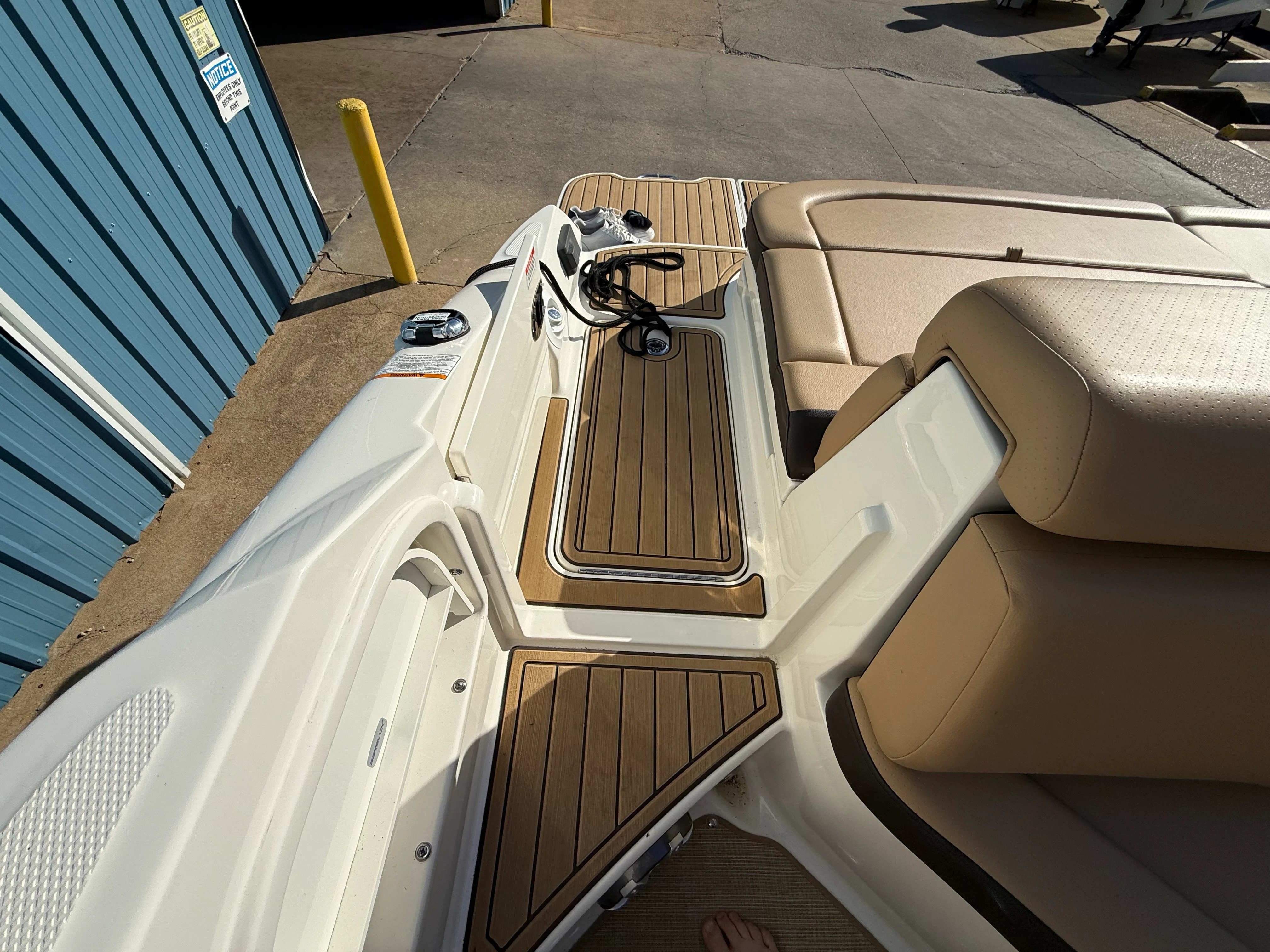 2023 Sea Ray 270 SD Image Thumbnail #44