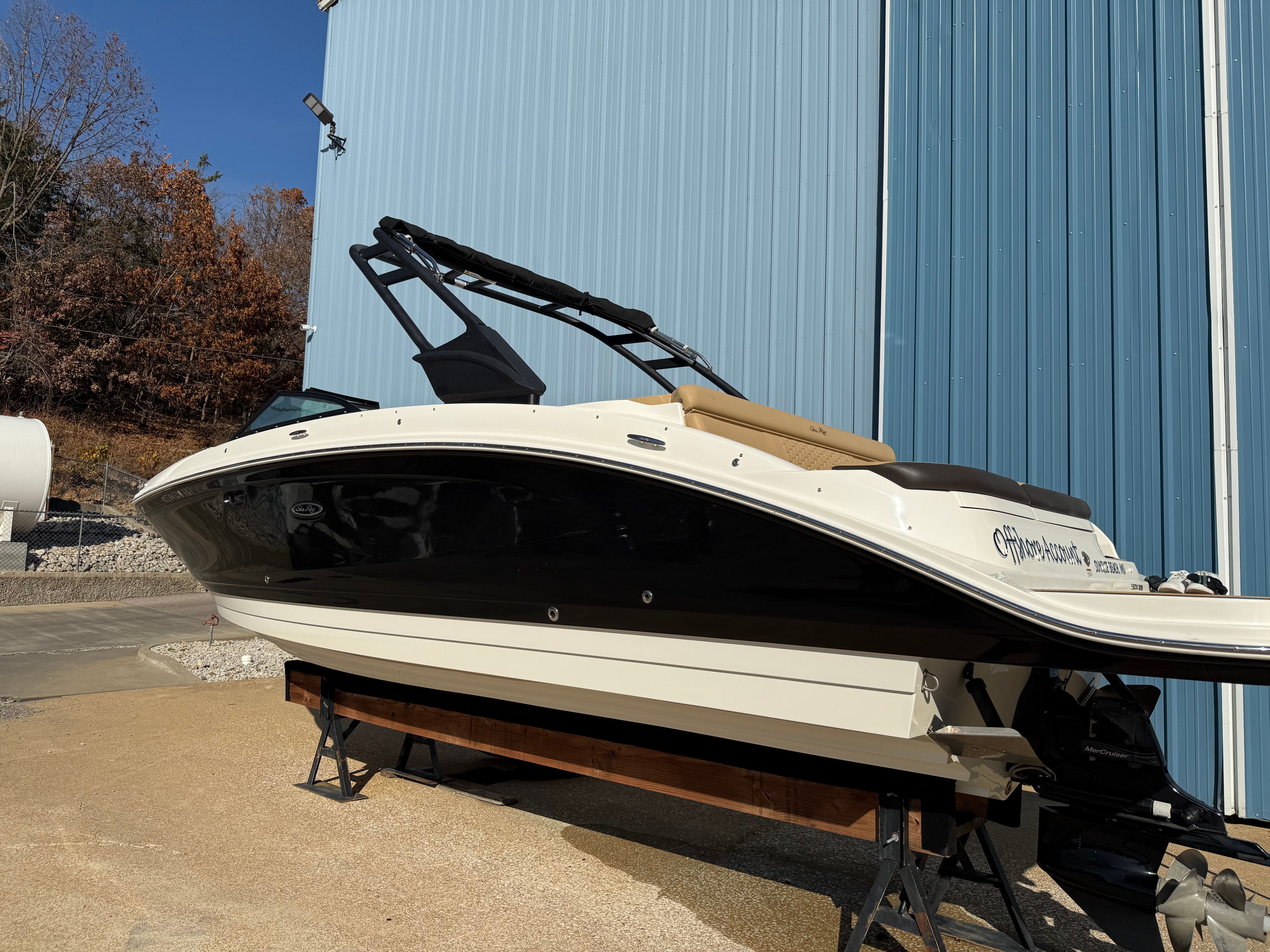 2023 Sea Ray 270 SD Image Thumbnail #1