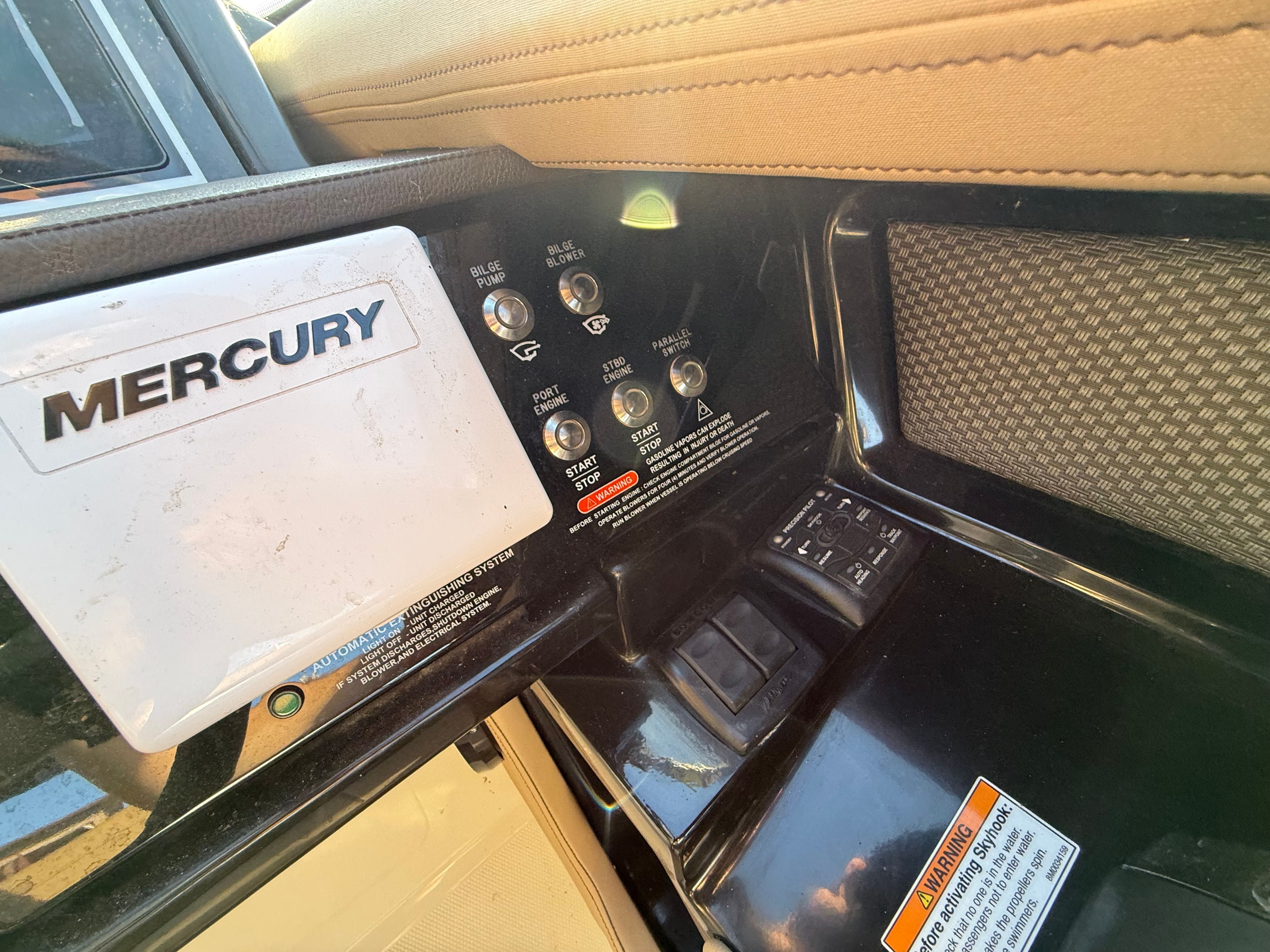 2017 Sea Ray 310 SLX Image Thumbnail #16