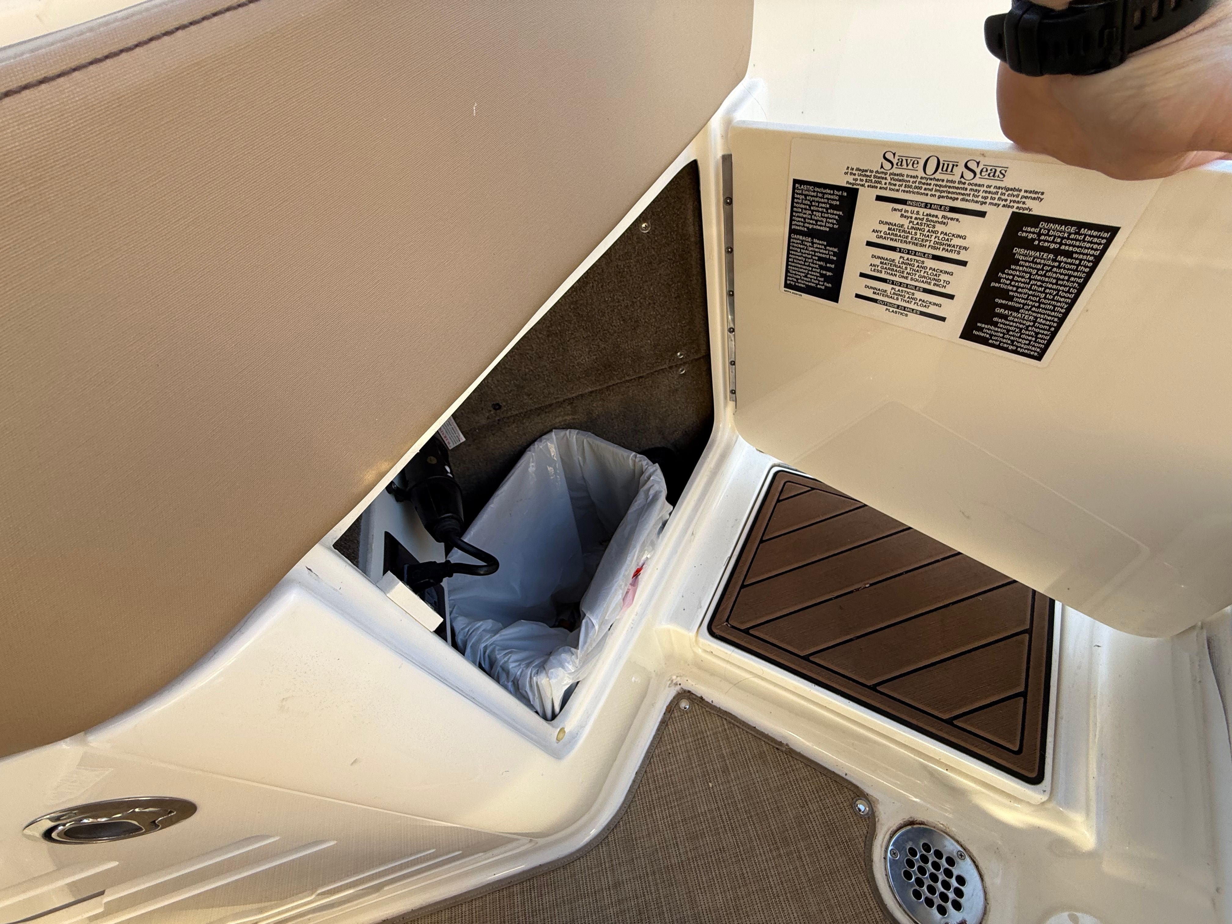 2017 Sea Ray 310 SLX Image Thumbnail #28