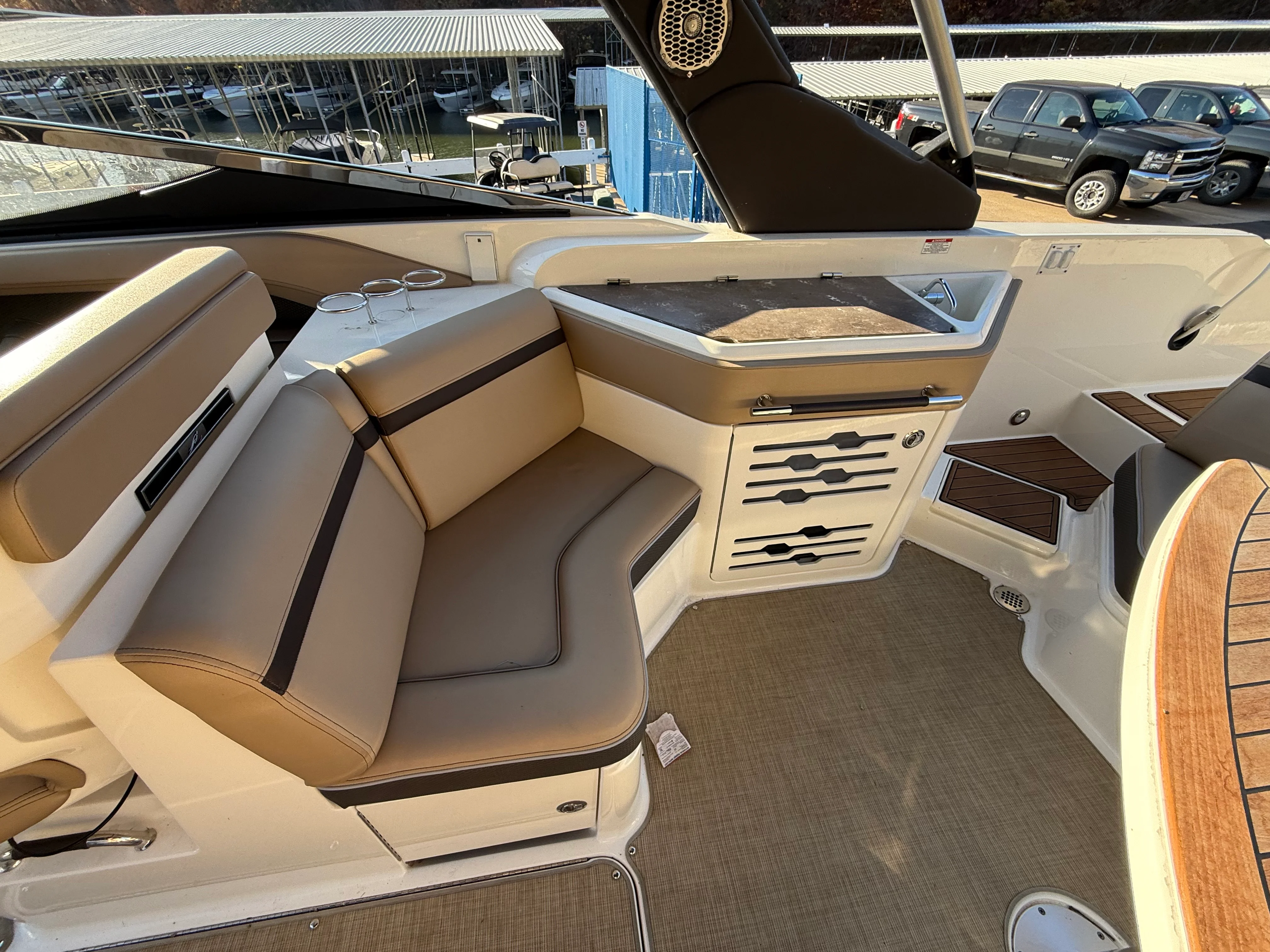 2017 Sea Ray 310 SLX Image Thumbnail #21