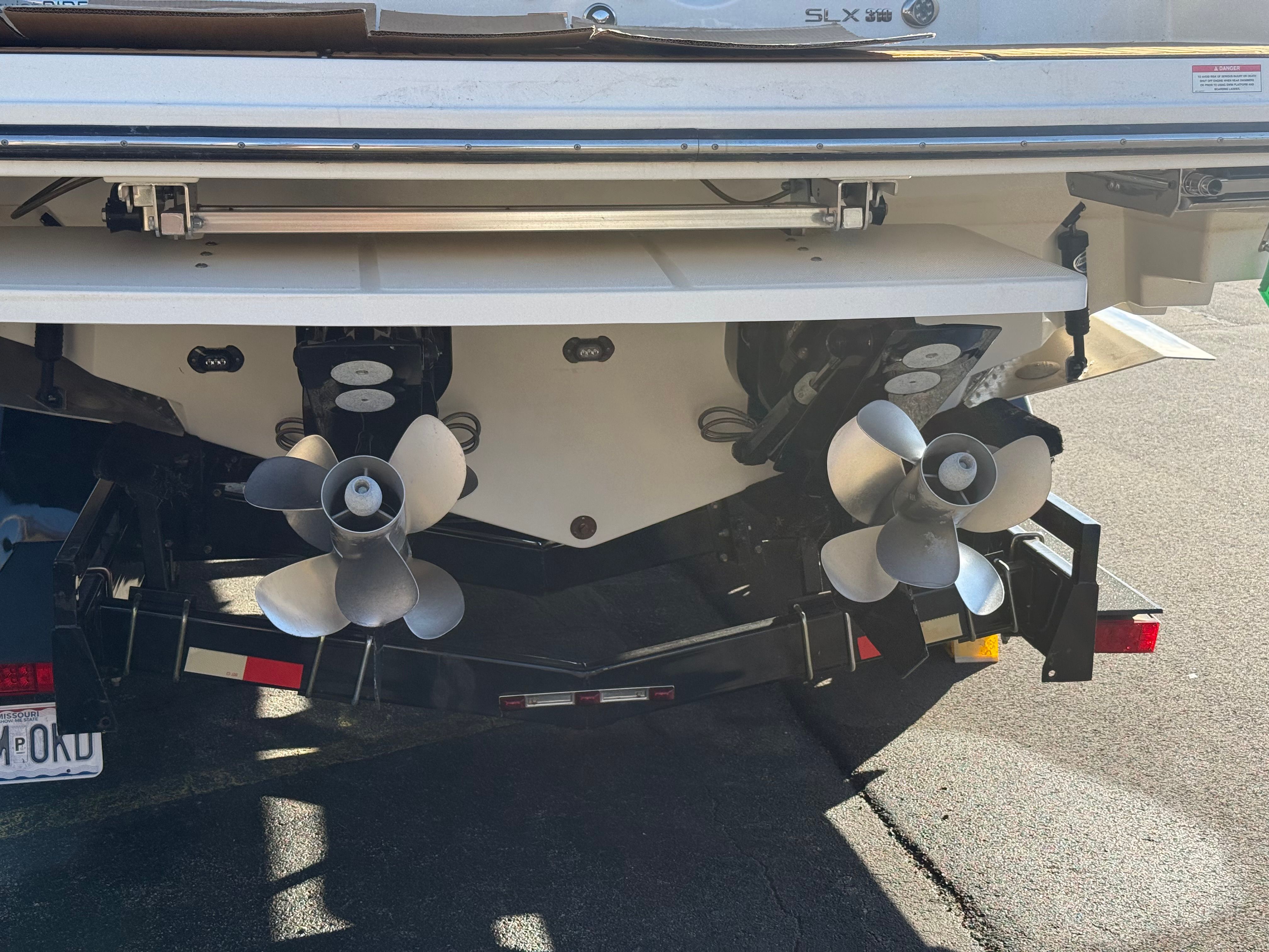 2017 Sea Ray 310 SLX Image Thumbnail #6