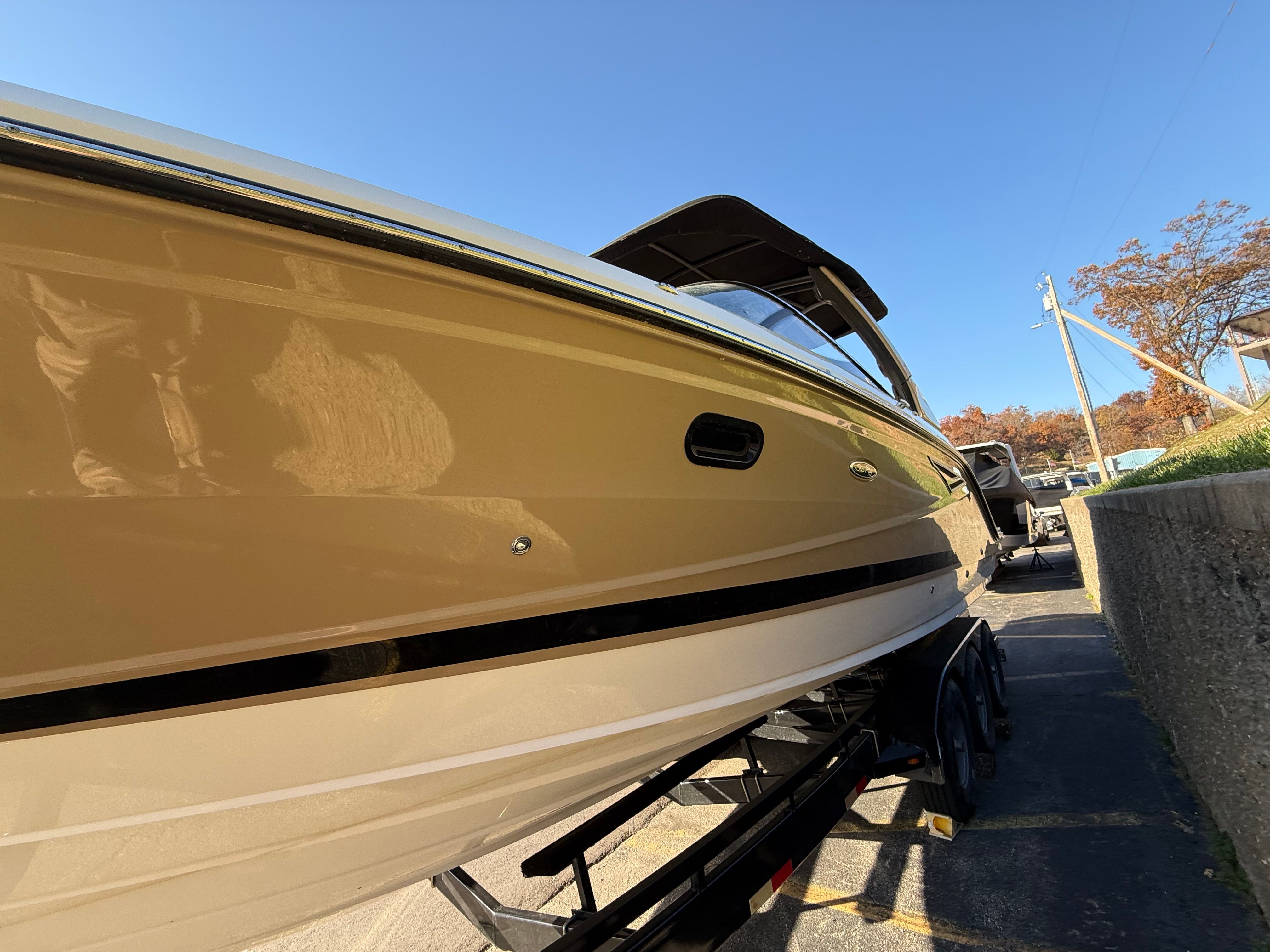 2017 Sea Ray 310 SLX Image Thumbnail #4