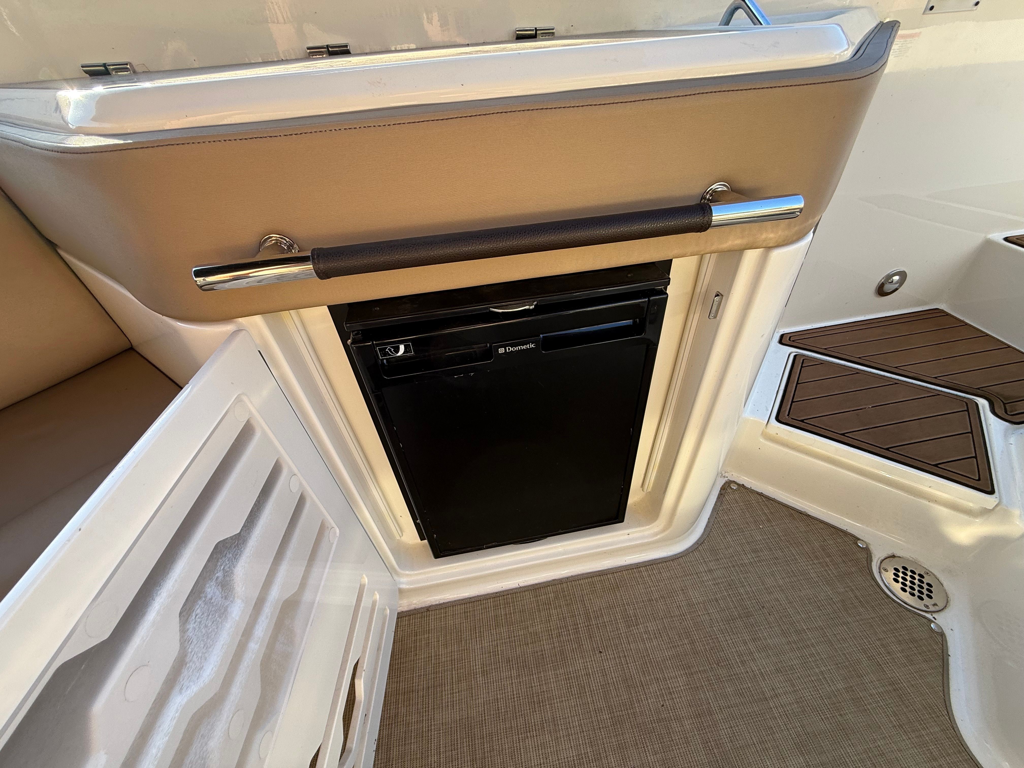 2017 Sea Ray 310 SLX Image Thumbnail #27