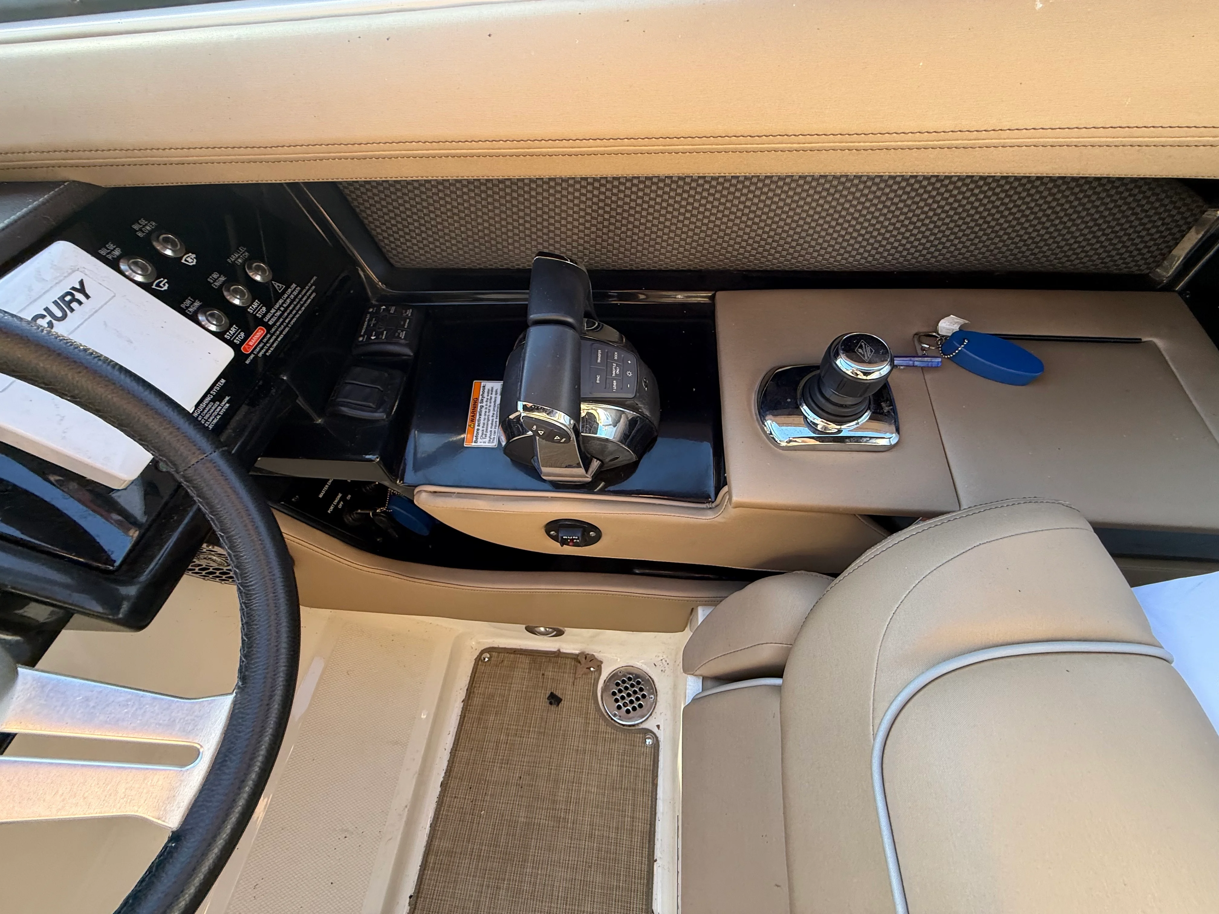 2017 Sea Ray 310 SLX Image Thumbnail #15