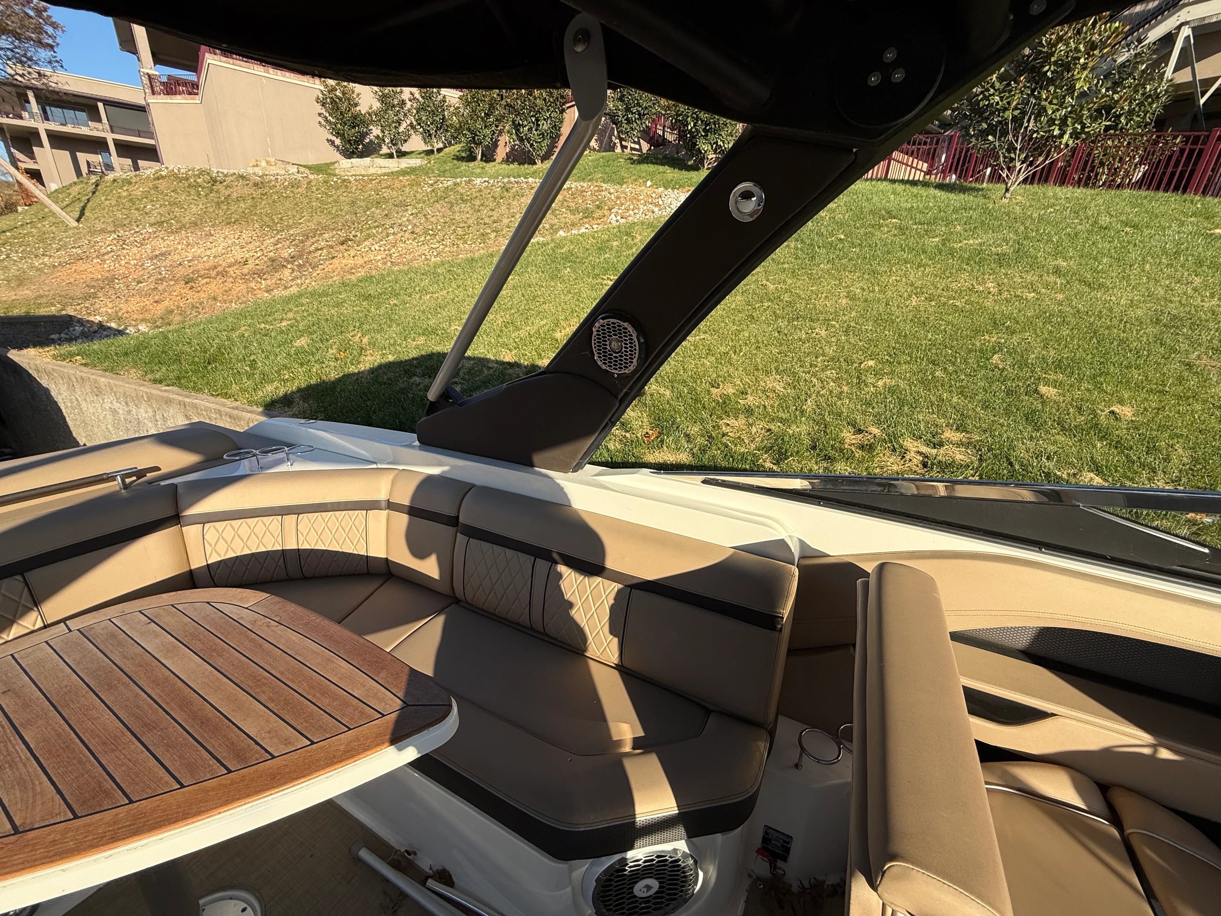 2017 Sea Ray 310 SLX Image Thumbnail #24