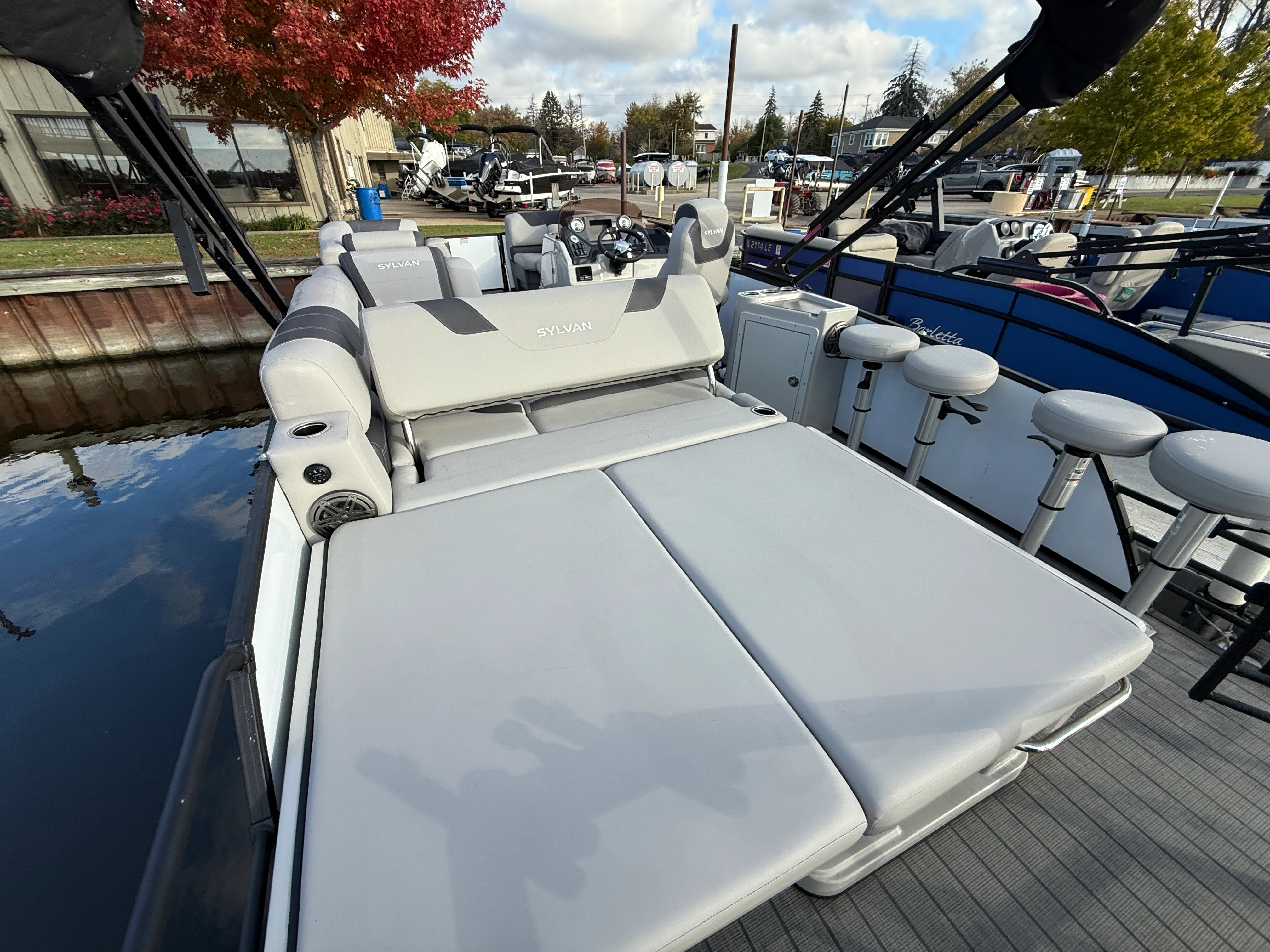 2023 Sylvan L3 DLZBAR TT Image Thumbnail #27