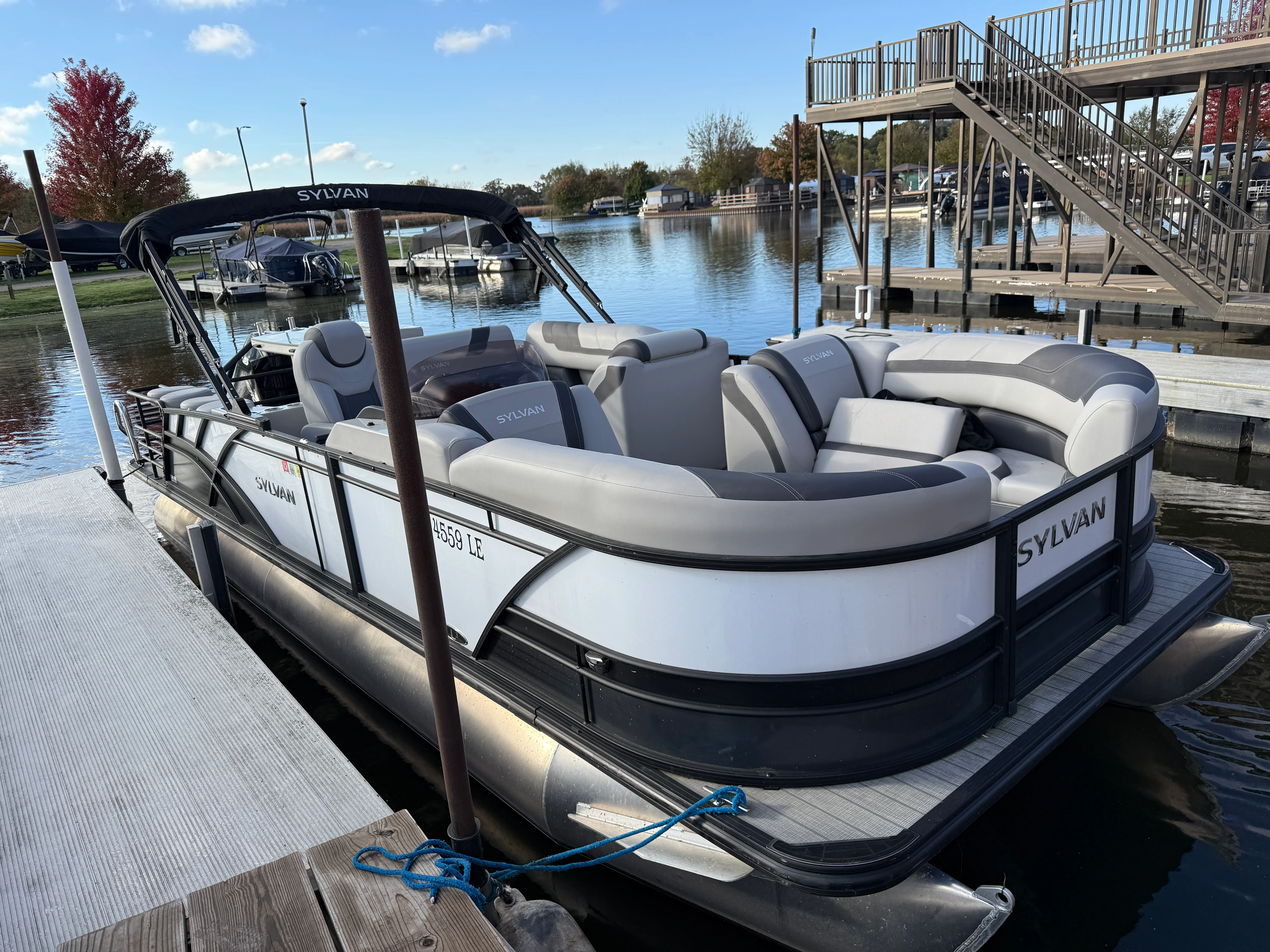 2023 Sylvan L3 DLZBAR TT Image Thumbnail #2