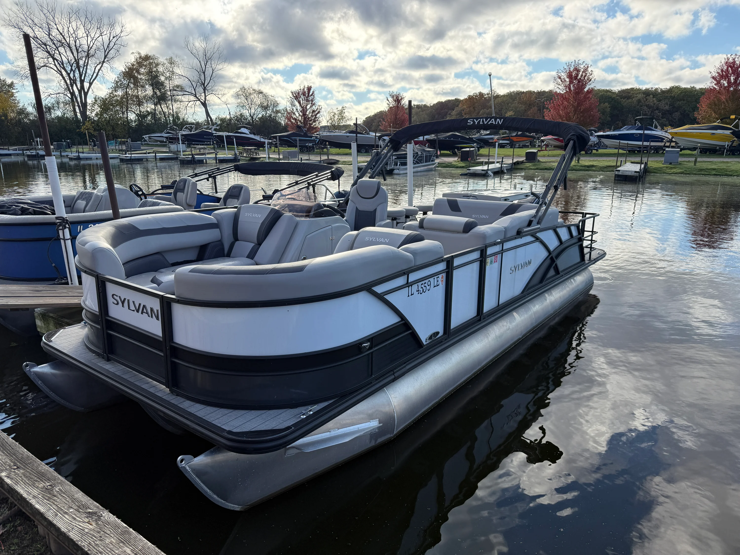 2023 Sylvan L3 DLZBAR TT Image Thumbnail #0