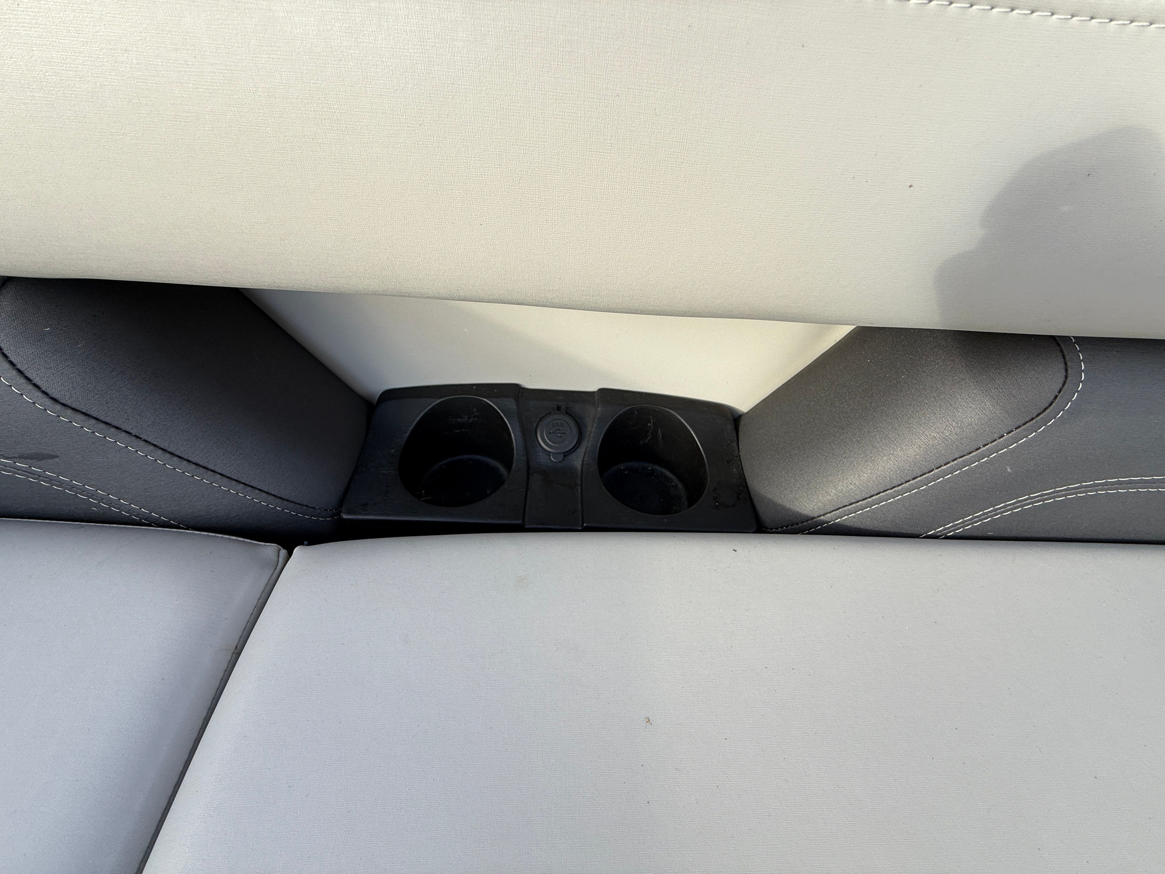 2023 Sylvan L3 DLZBAR TT Image Thumbnail #26