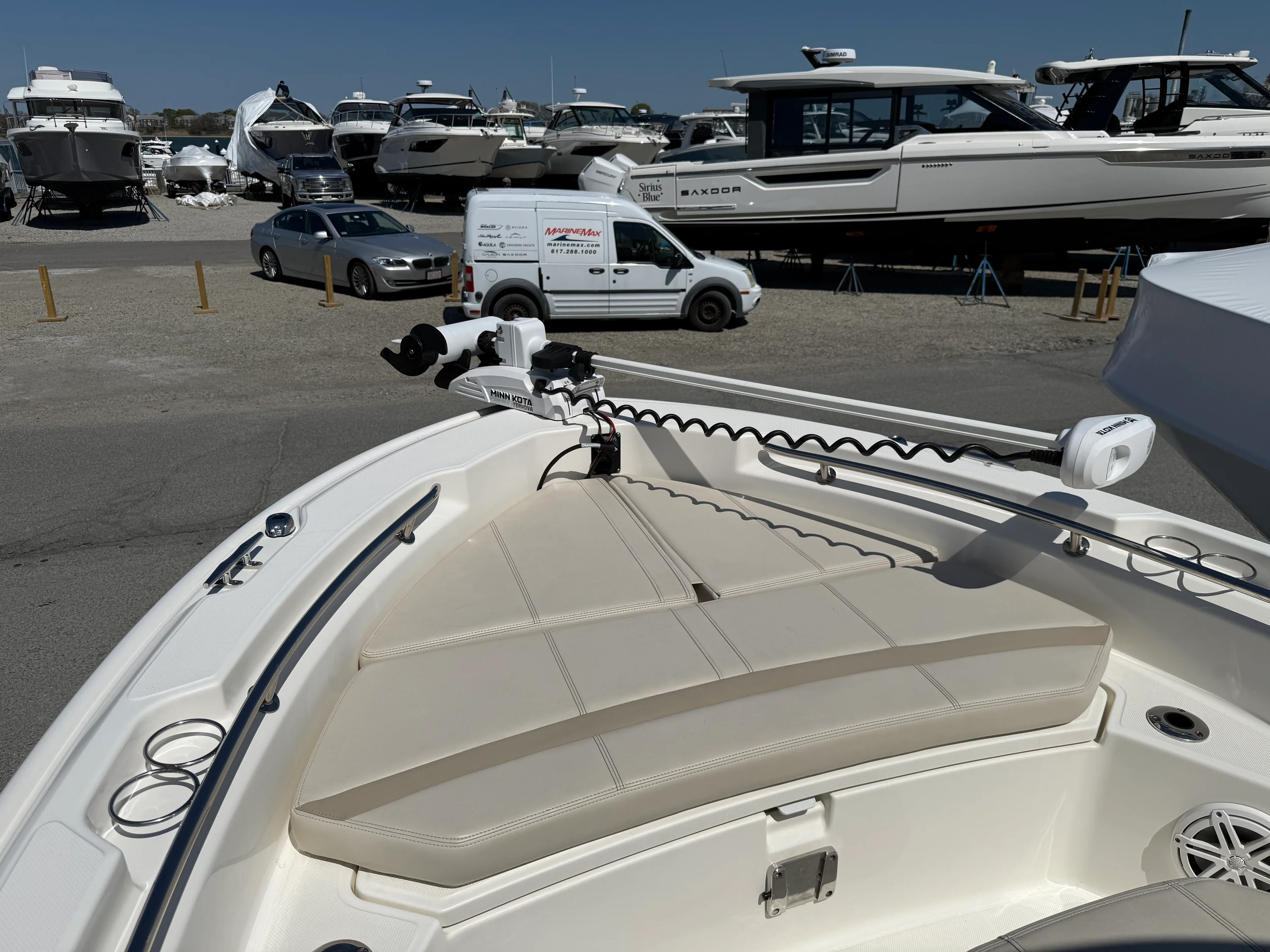 2023 Boston Whaler 220 DAUNTLESS Image Thumbnail #21