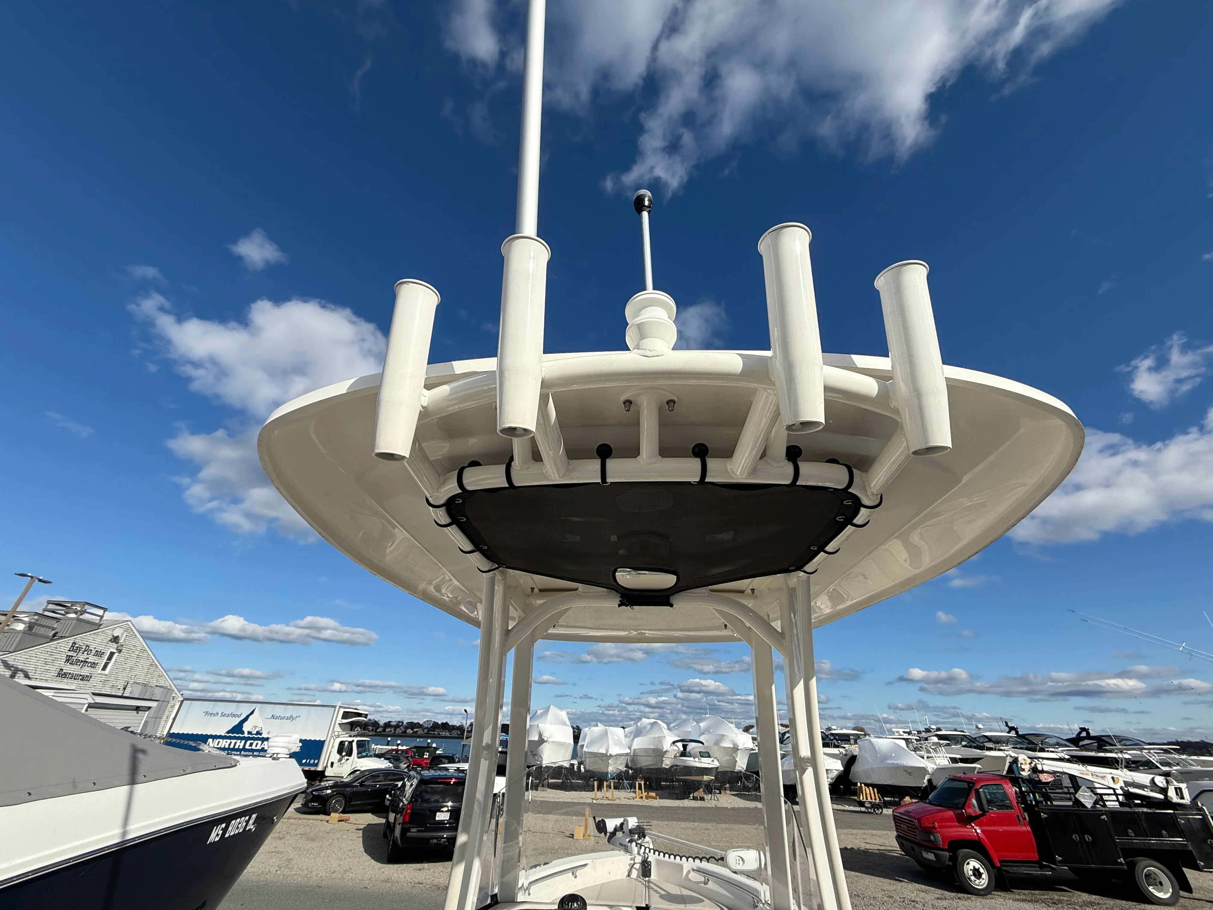 2023 Boston Whaler 220 DAUNTLESS Image Thumbnail #12