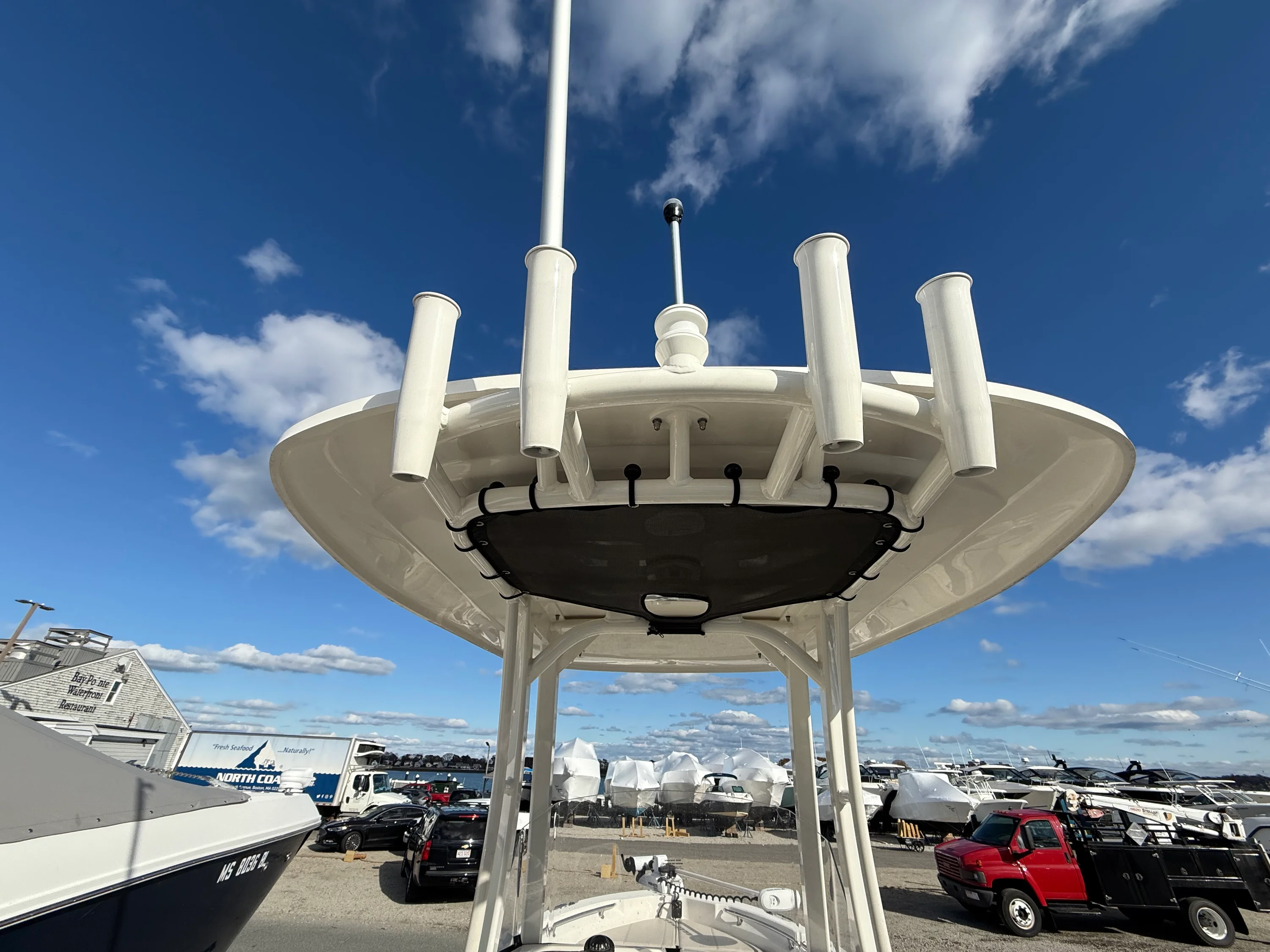 2023 Boston Whaler 220 DAUNTLESS Image Thumbnail #12