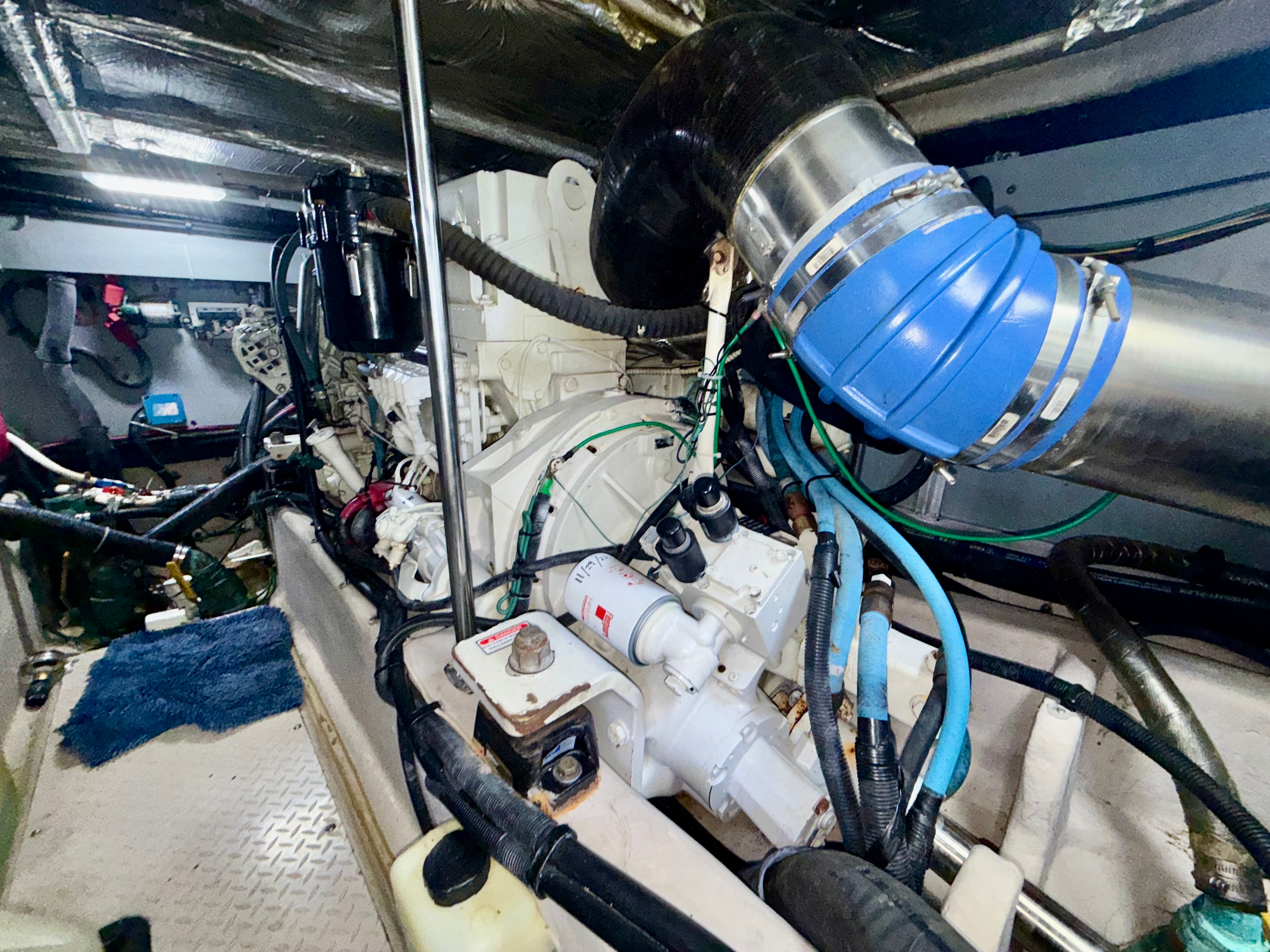 2004 Sea Ray 48 Sedan Bridge Image Thumbnail #27