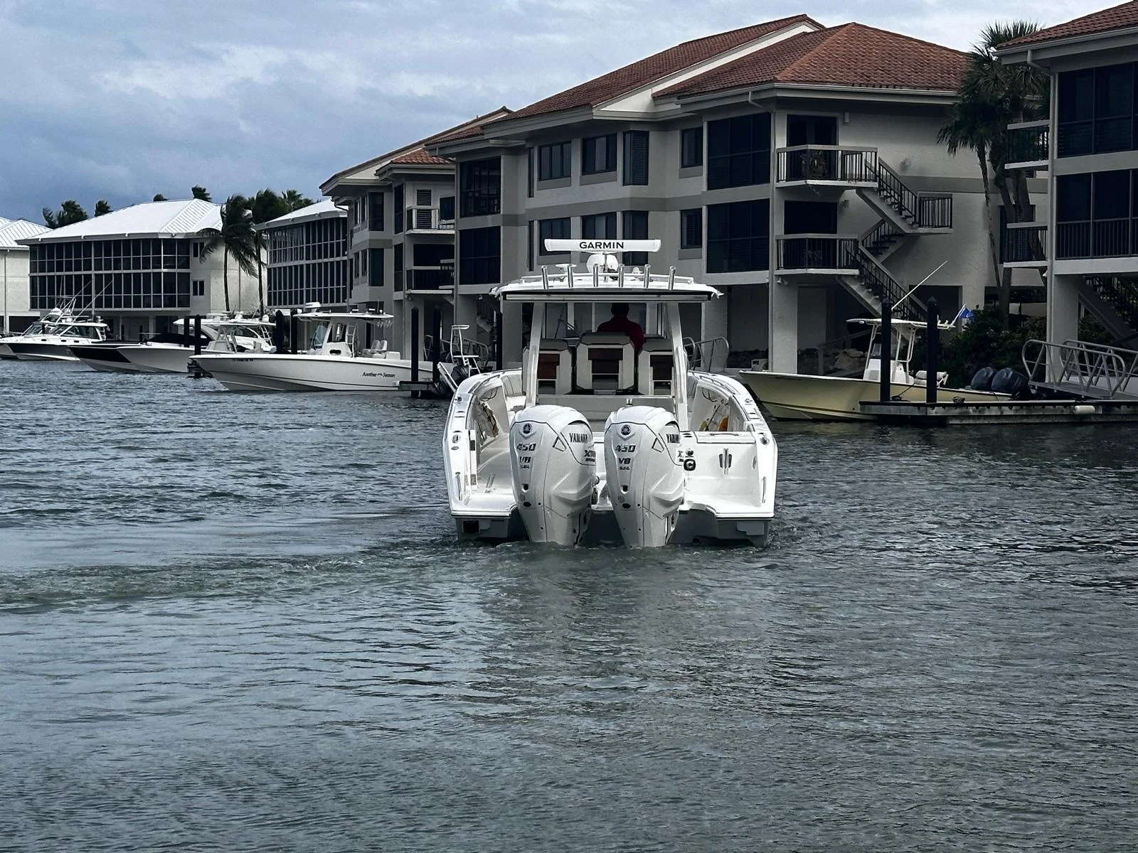 2024 Pursuit S 358 SPORT Image Thumbnail #5