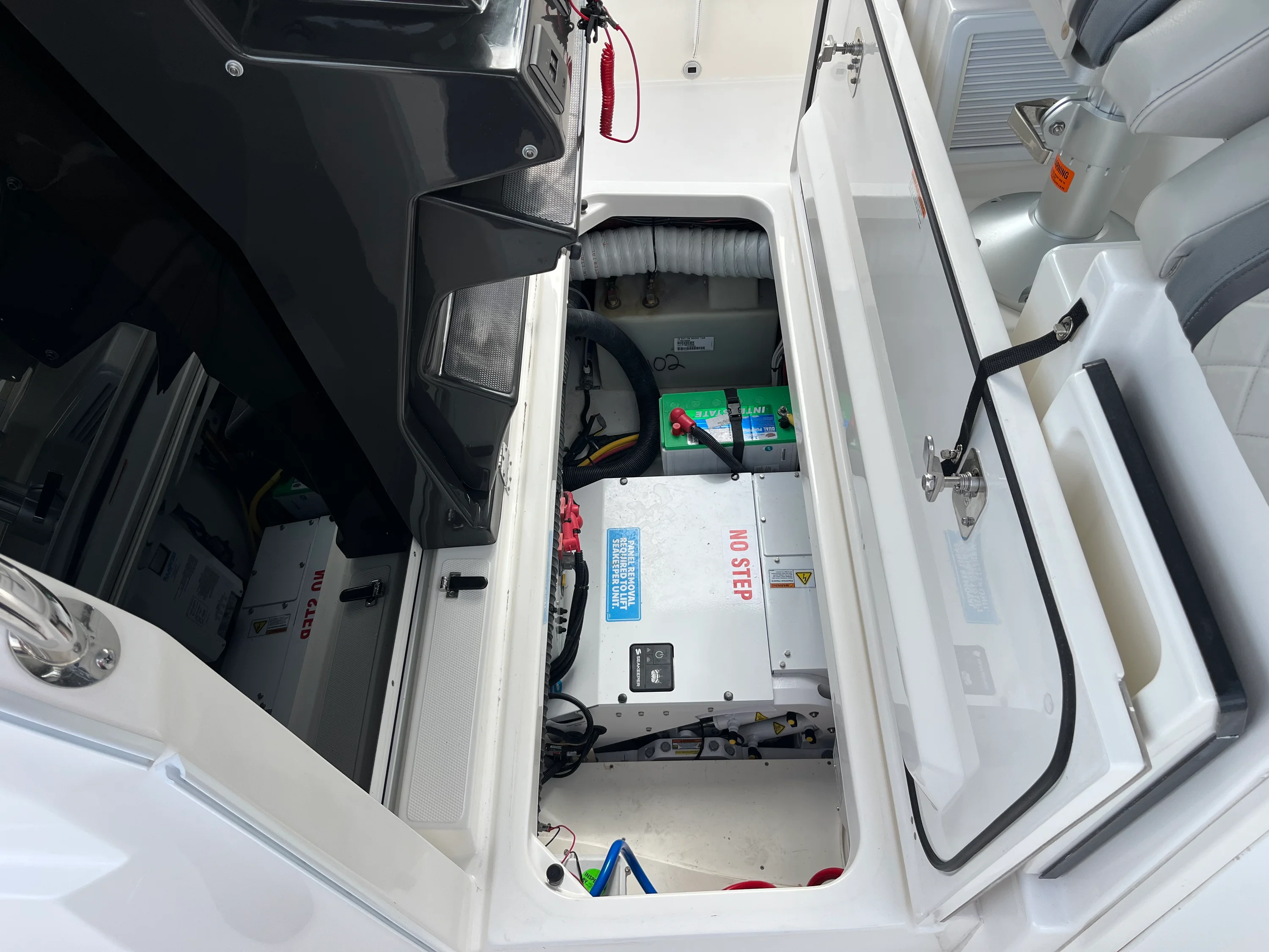 2024 Pursuit S 358 SPORT Image Thumbnail #22