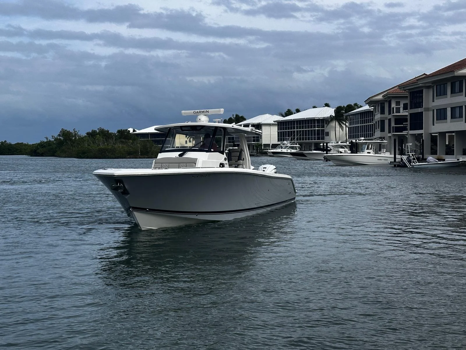 2024 Pursuit S 358 SPORT Image Thumbnail #2