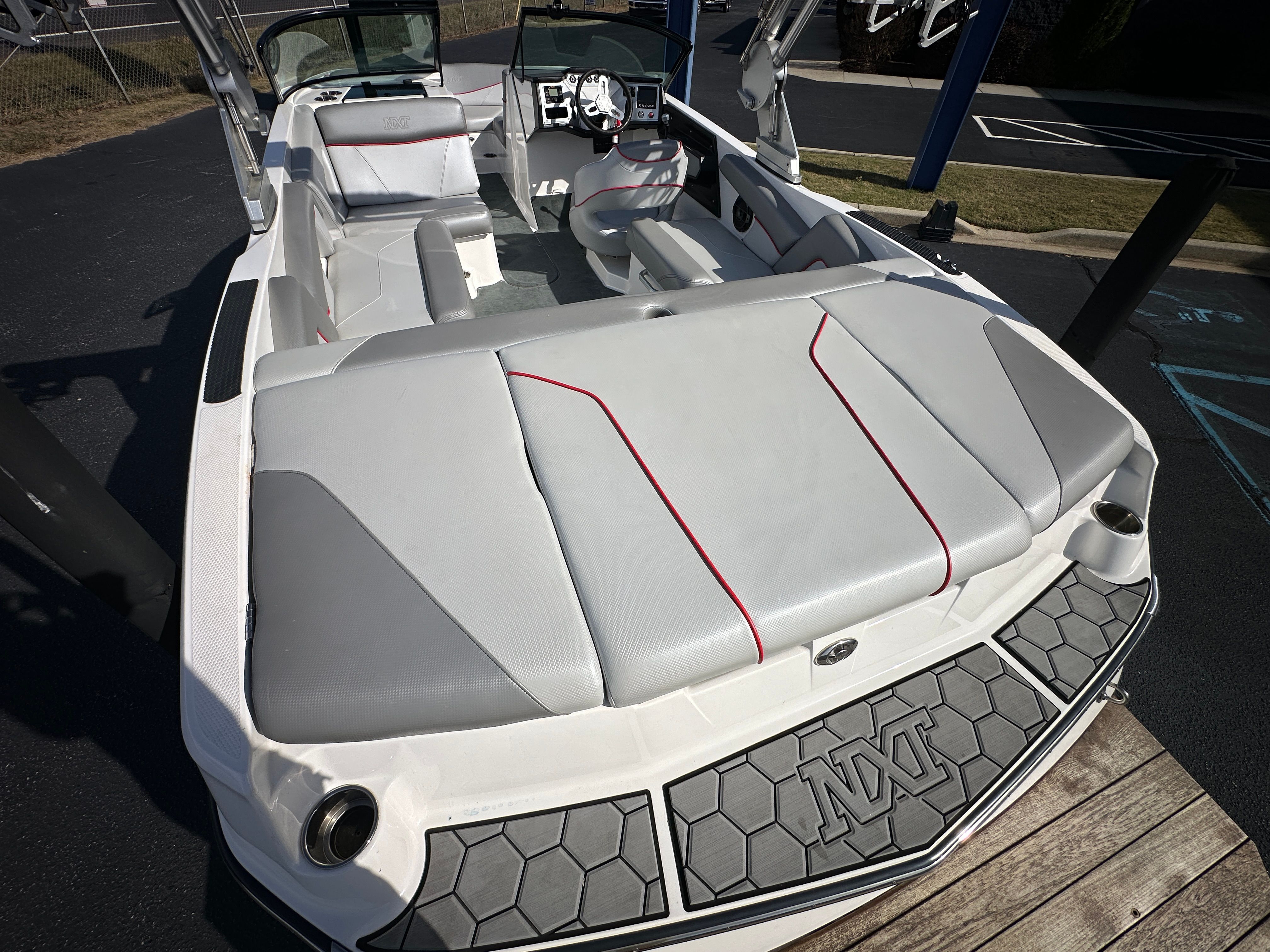 2019 Mastercraft NXT20 Image Thumbnail #5