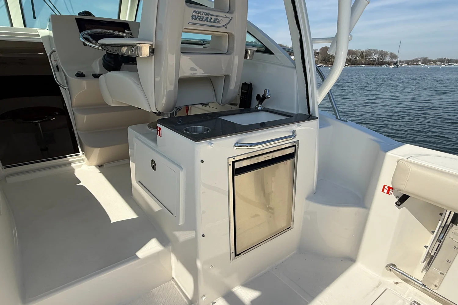 2026 Boston Whaler 285 Conquest Image Thumbnail #19