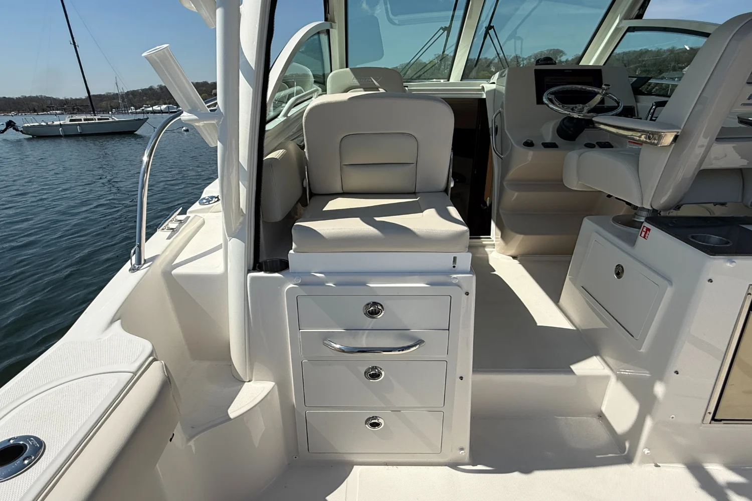 2026 Boston Whaler 285 Conquest Image Thumbnail #15