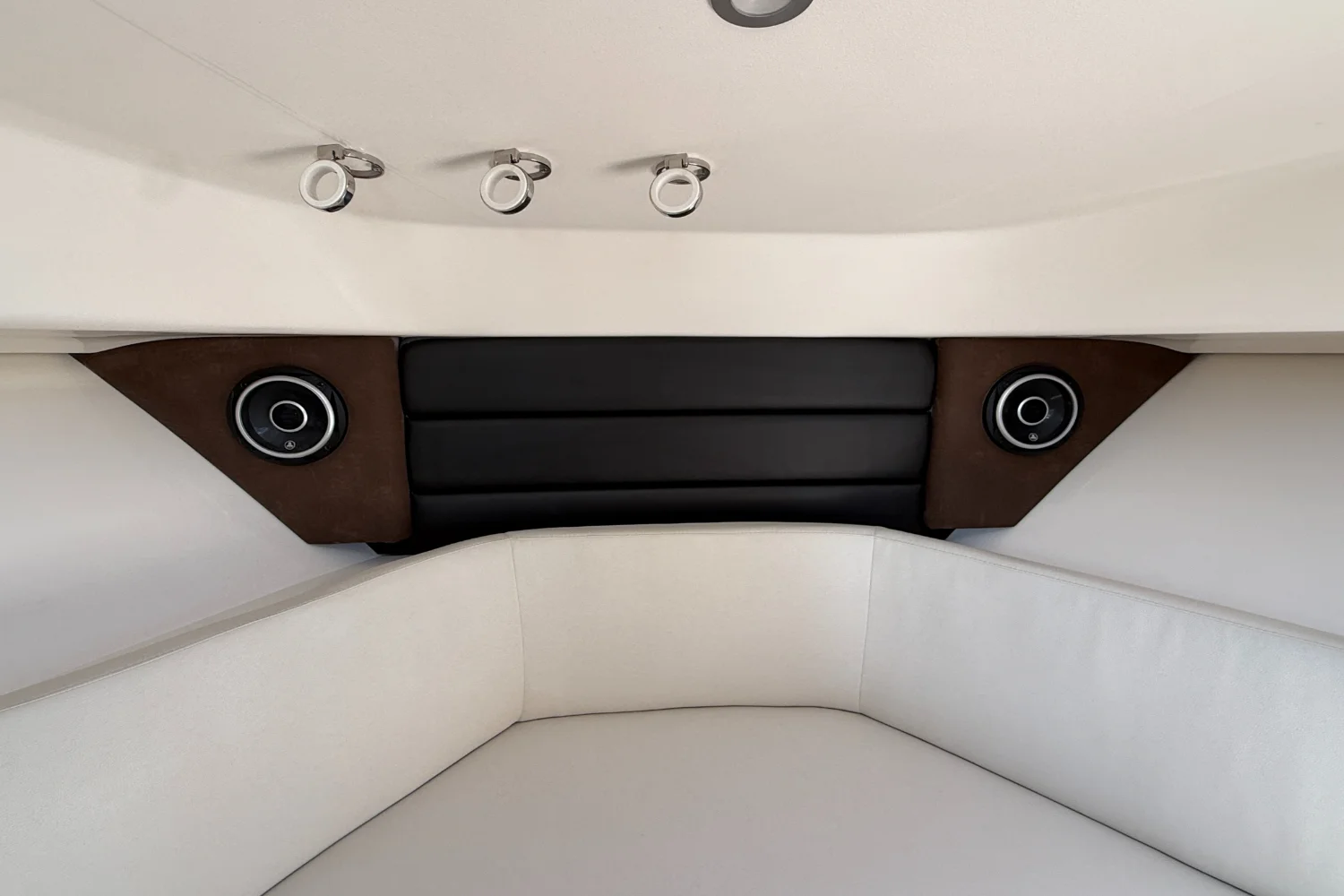 2026 Boston Whaler 285 Conquest Image Thumbnail #33