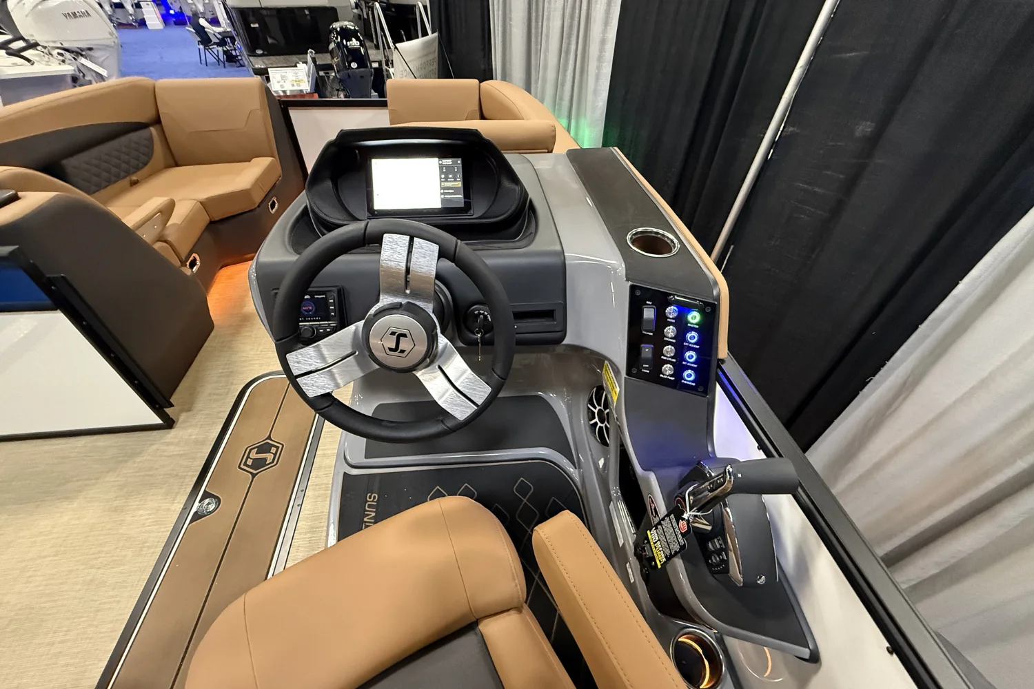 2026 Harris Sunliner 230 Image Thumbnail #16