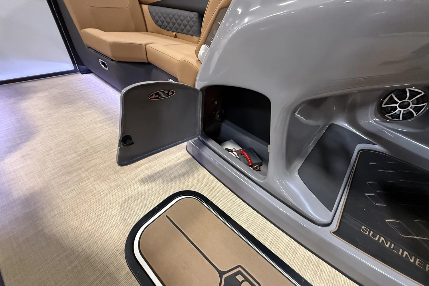 2026 Harris Sunliner 230 Image Thumbnail #23