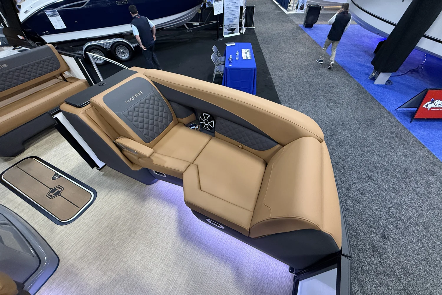 2026 Harris Sunliner 230 Image Thumbnail #9