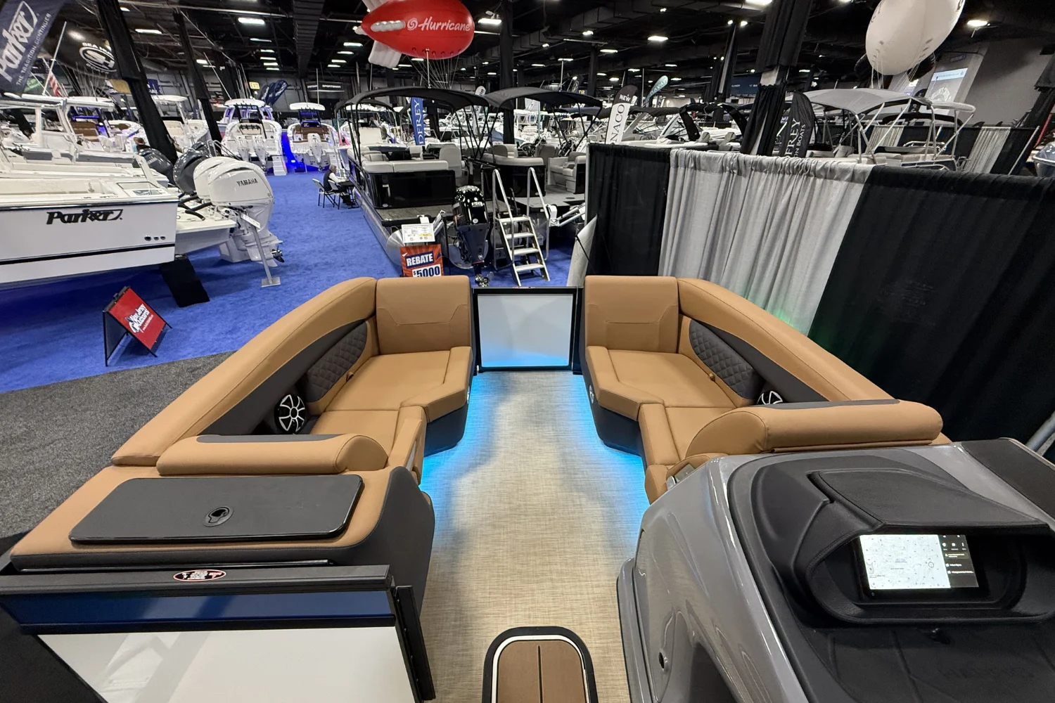 2026 Harris Sunliner 230 Image Thumbnail #5