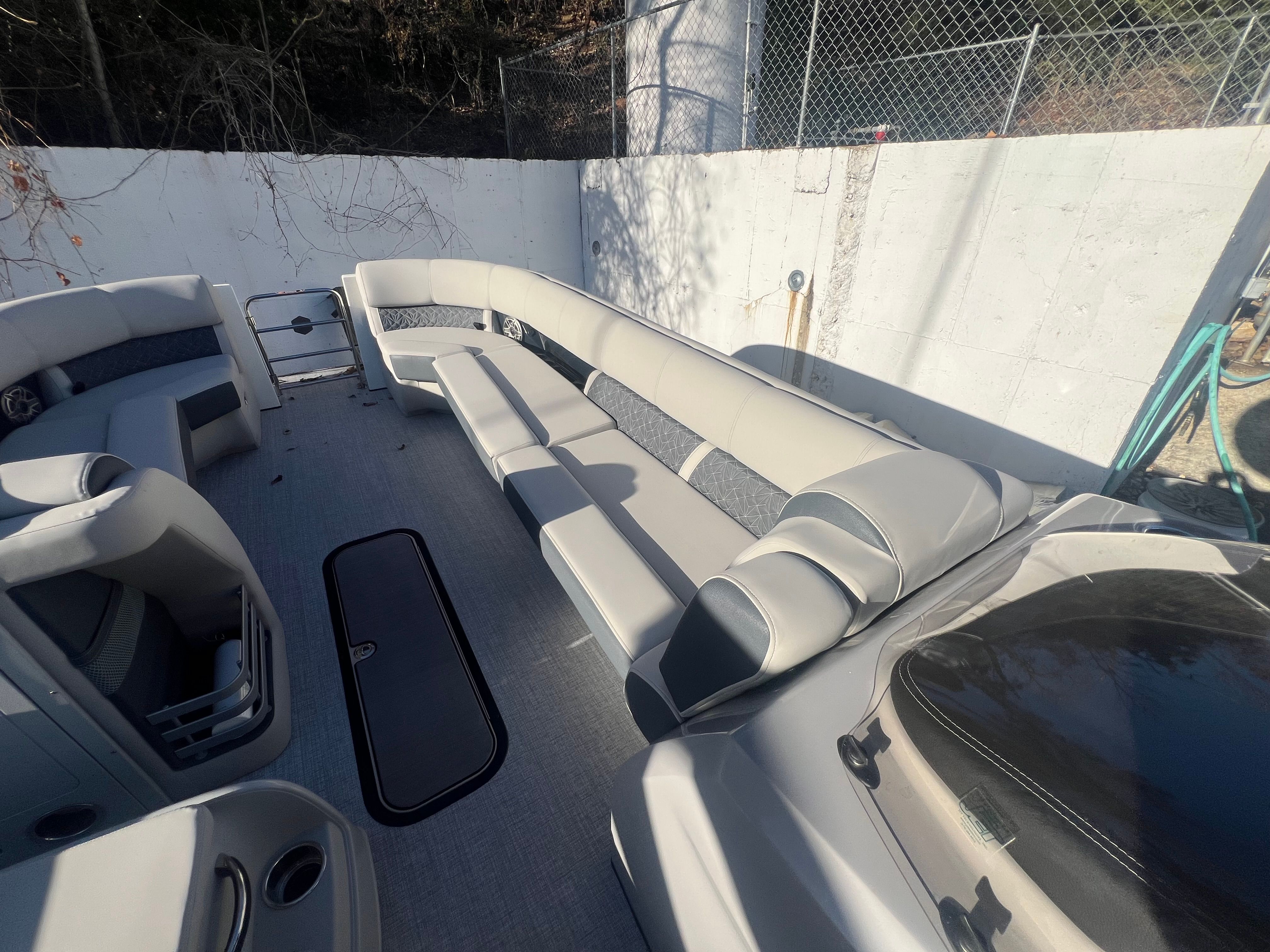 2025 Harris 270 GM Image Thumbnail #11