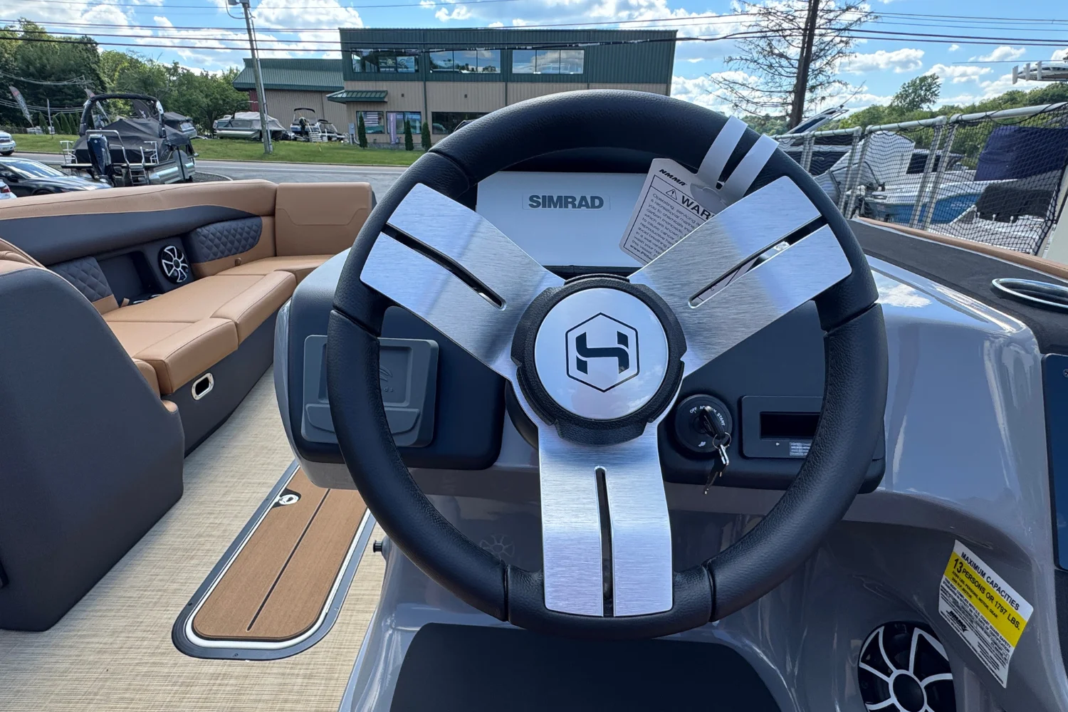 2026 Harris Sunliner 250 Image Thumbnail #17