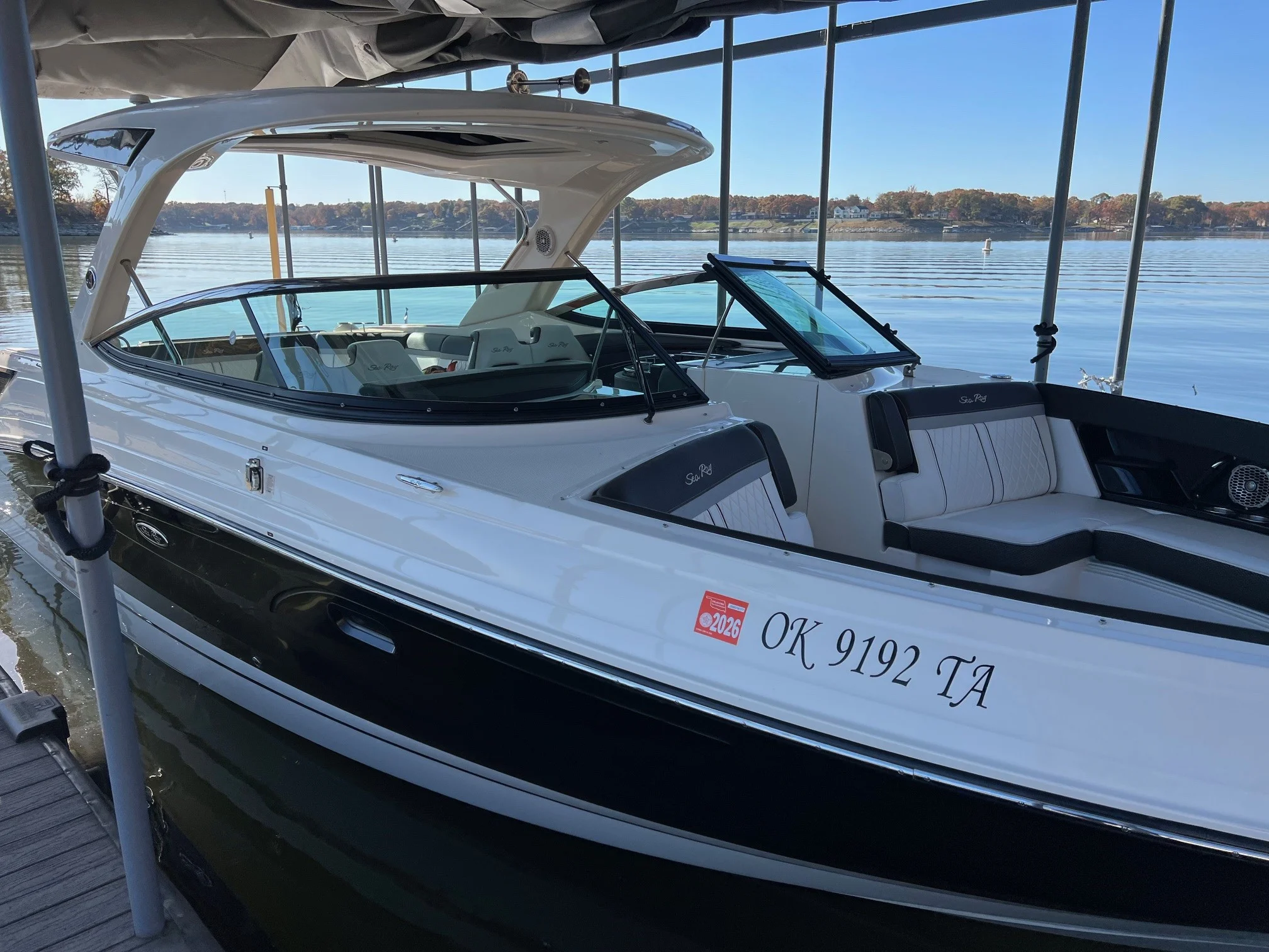 2017 Sea Ray SLX 350 Image Thumbnail #0