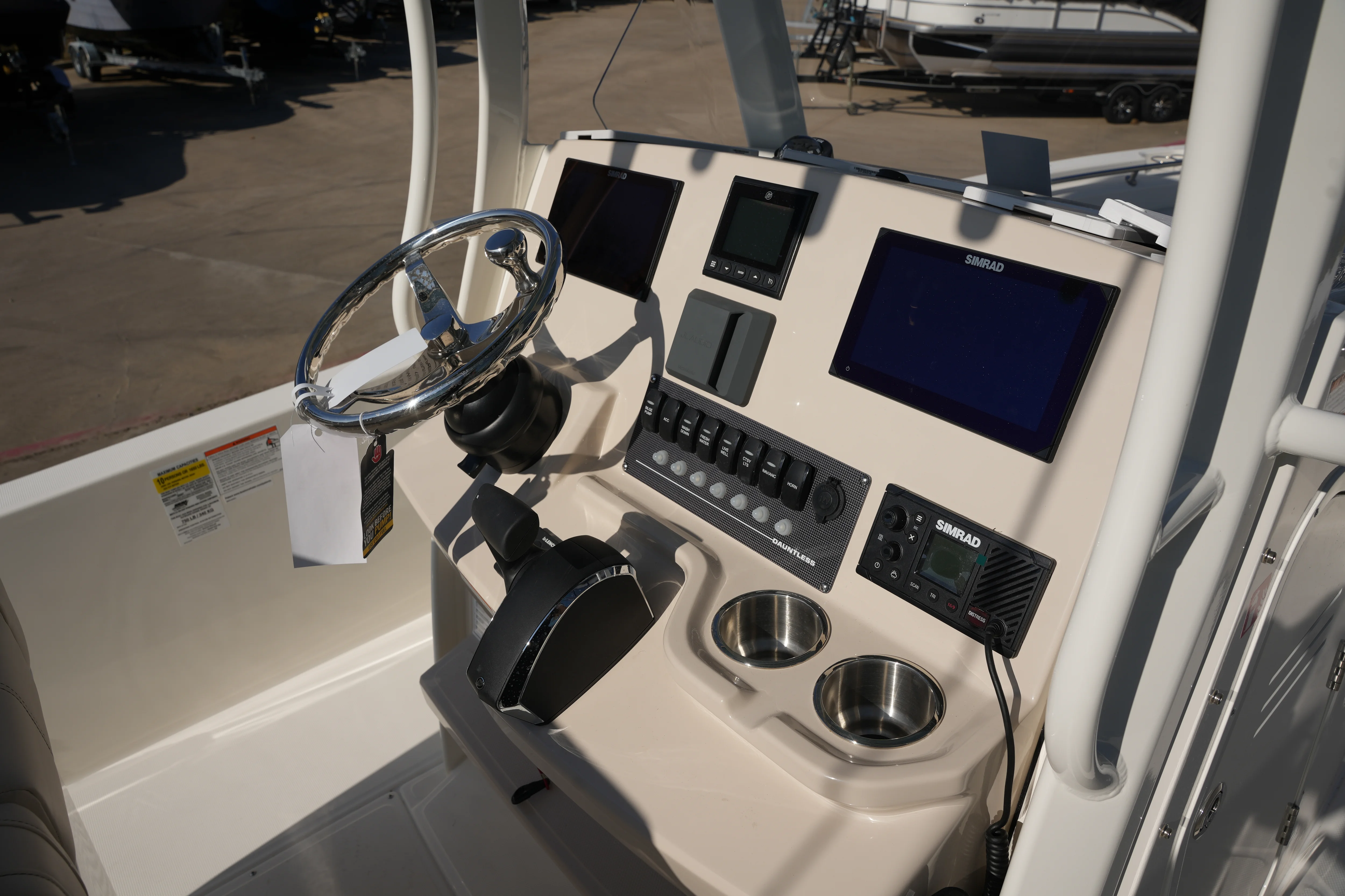 2026 Boston Whaler 250 Dauntless Image Thumbnail #20