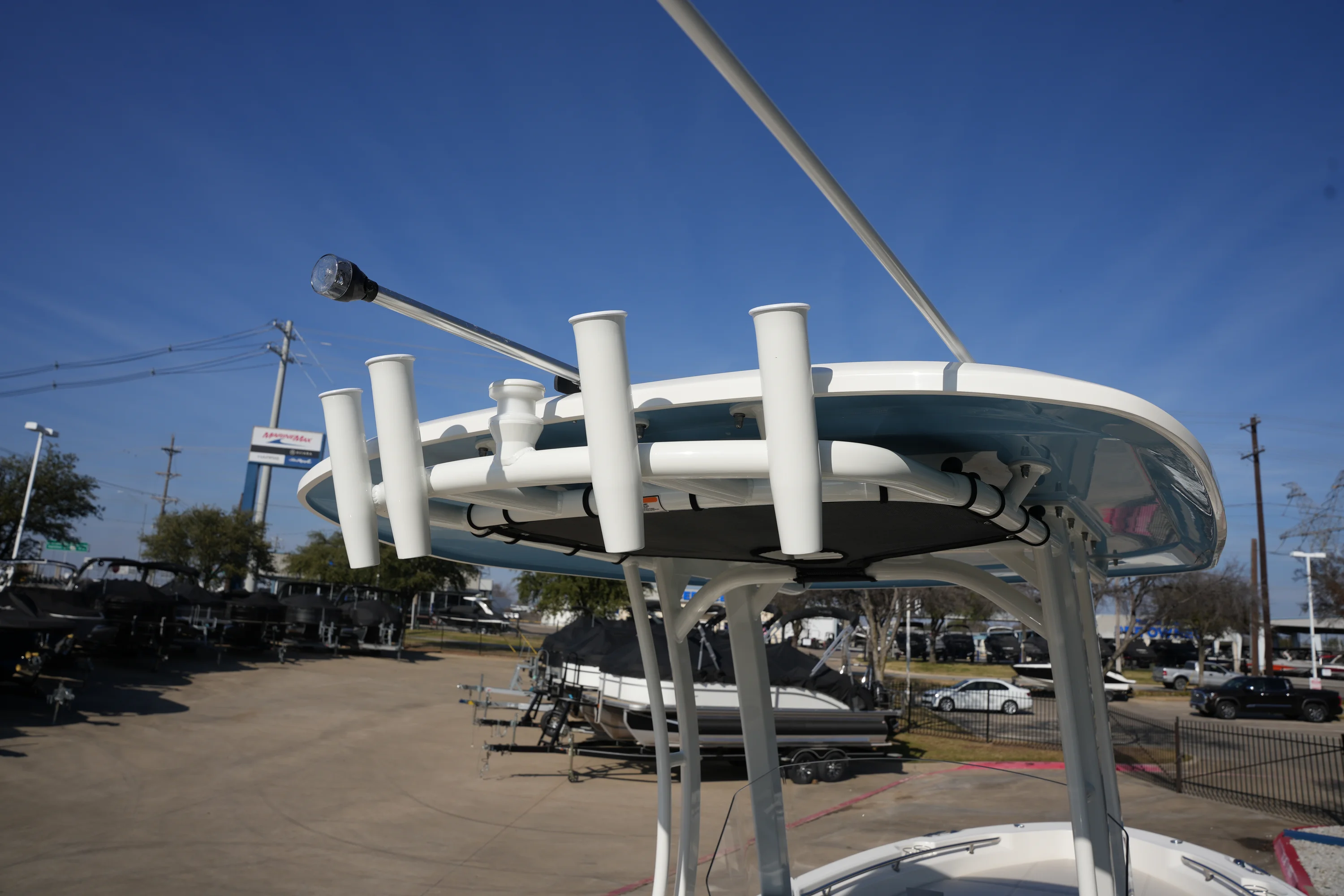 2026 Boston Whaler 250 Dauntless Image Thumbnail #14