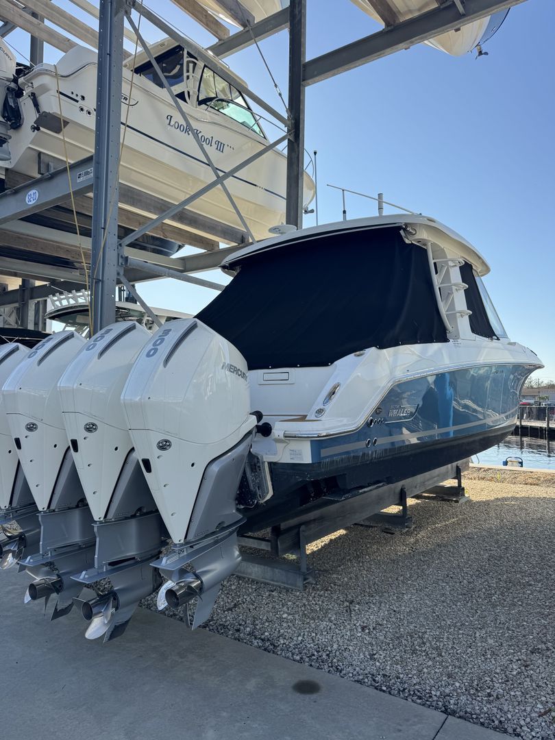 2022 Boston Whaler 380 REALM Image Thumbnail #0