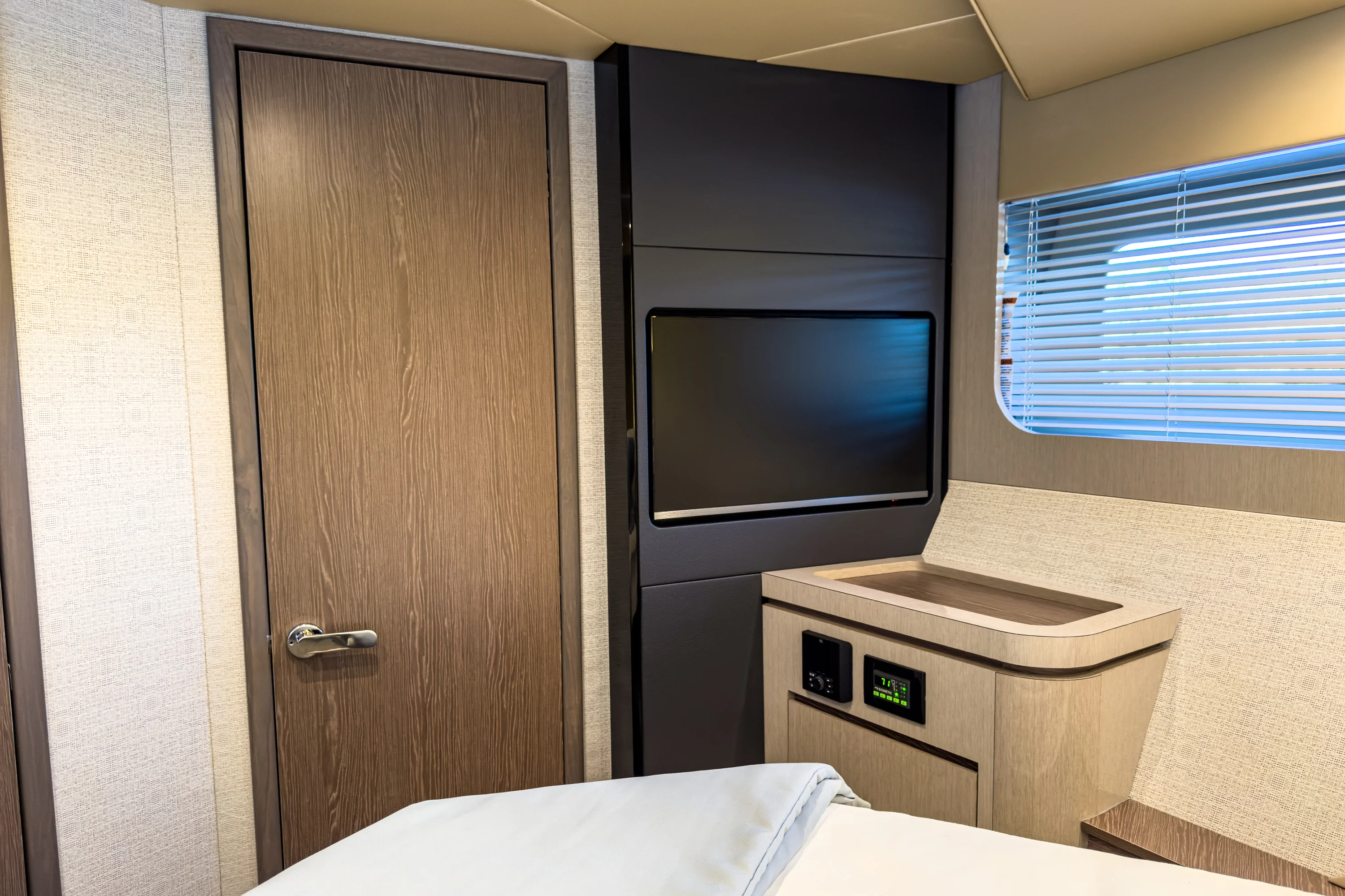 2026 Cruisers Yachts
                                                             50 FLY Image Thumbnail #43