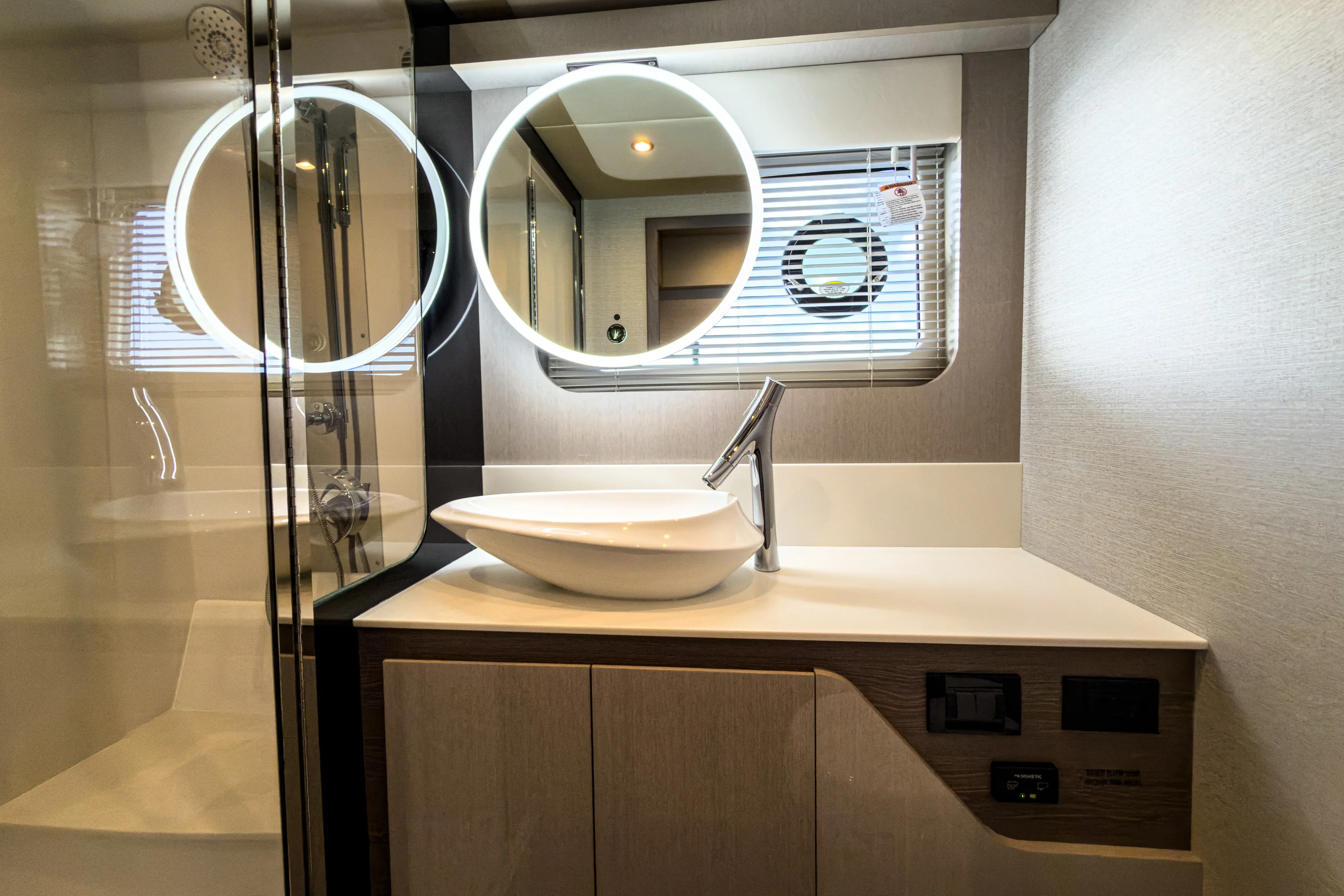 2026 Cruisers Yachts
                                                             50 FLY Image Thumbnail #58