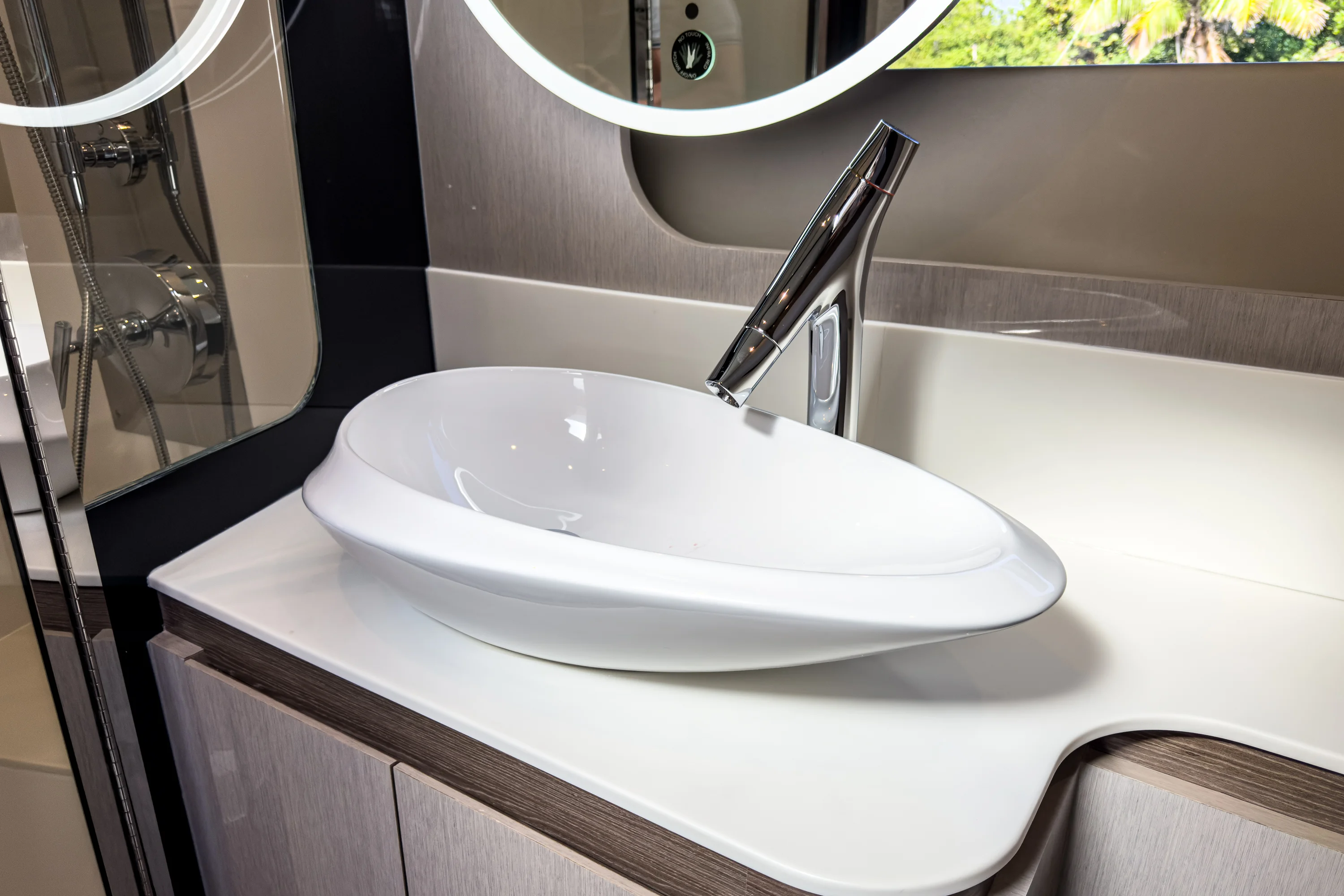 2026 Cruisers Yachts
                                                             50 FLY Image Thumbnail #46