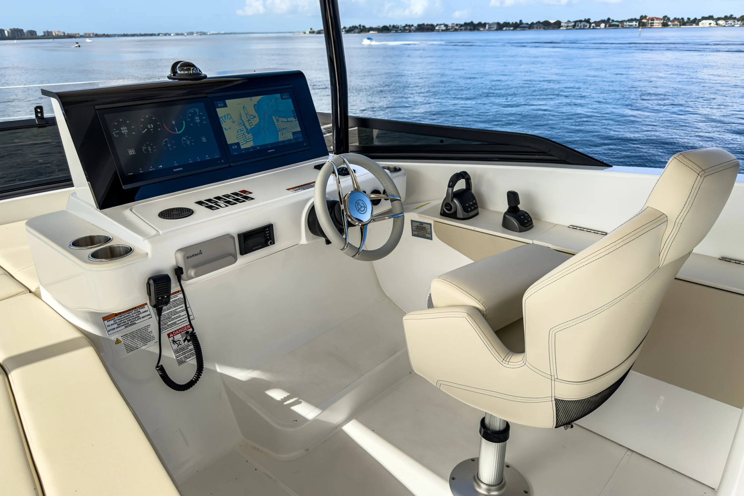 2026 Cruisers Yachts
                                                             50 FLY Image Thumbnail #73