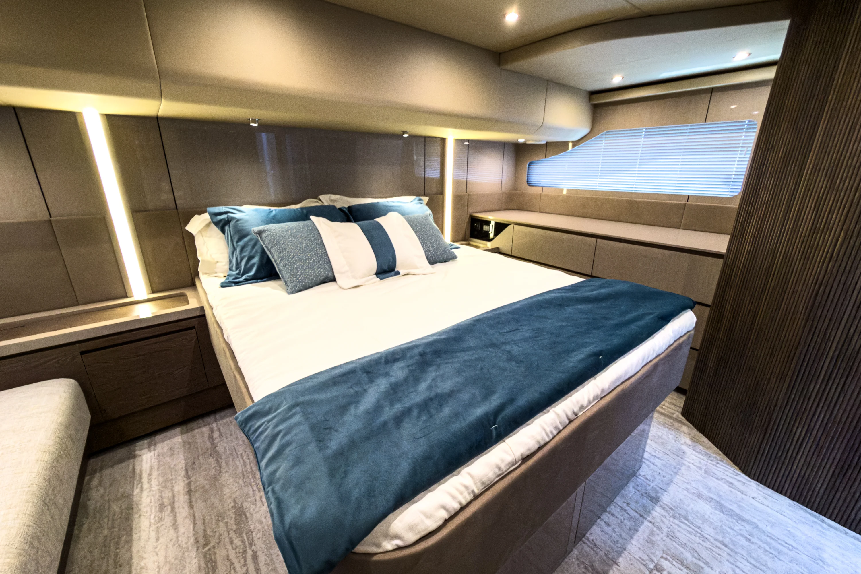 2026 Cruisers Yachts
                                                             50 FLY Image Thumbnail #52