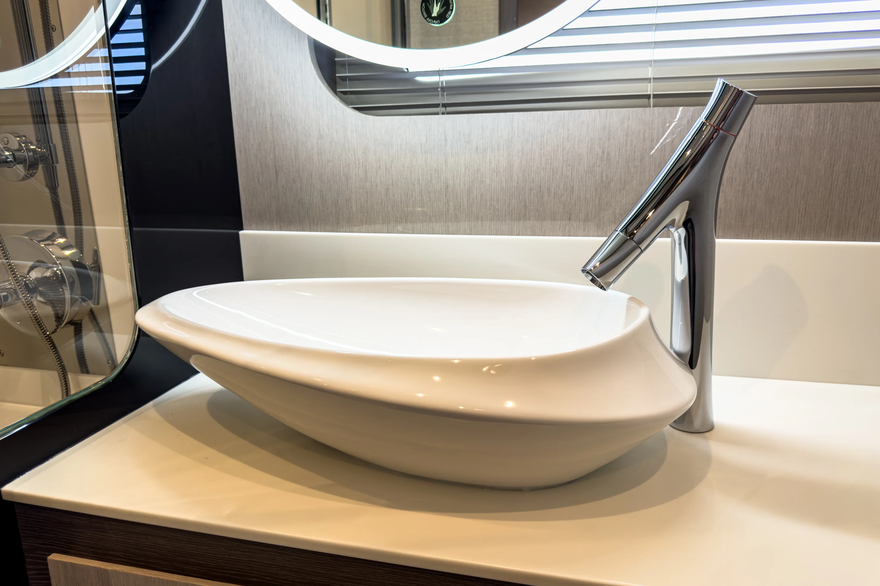 2026 Cruisers Yachts
                                                             50 FLY Image Thumbnail #60