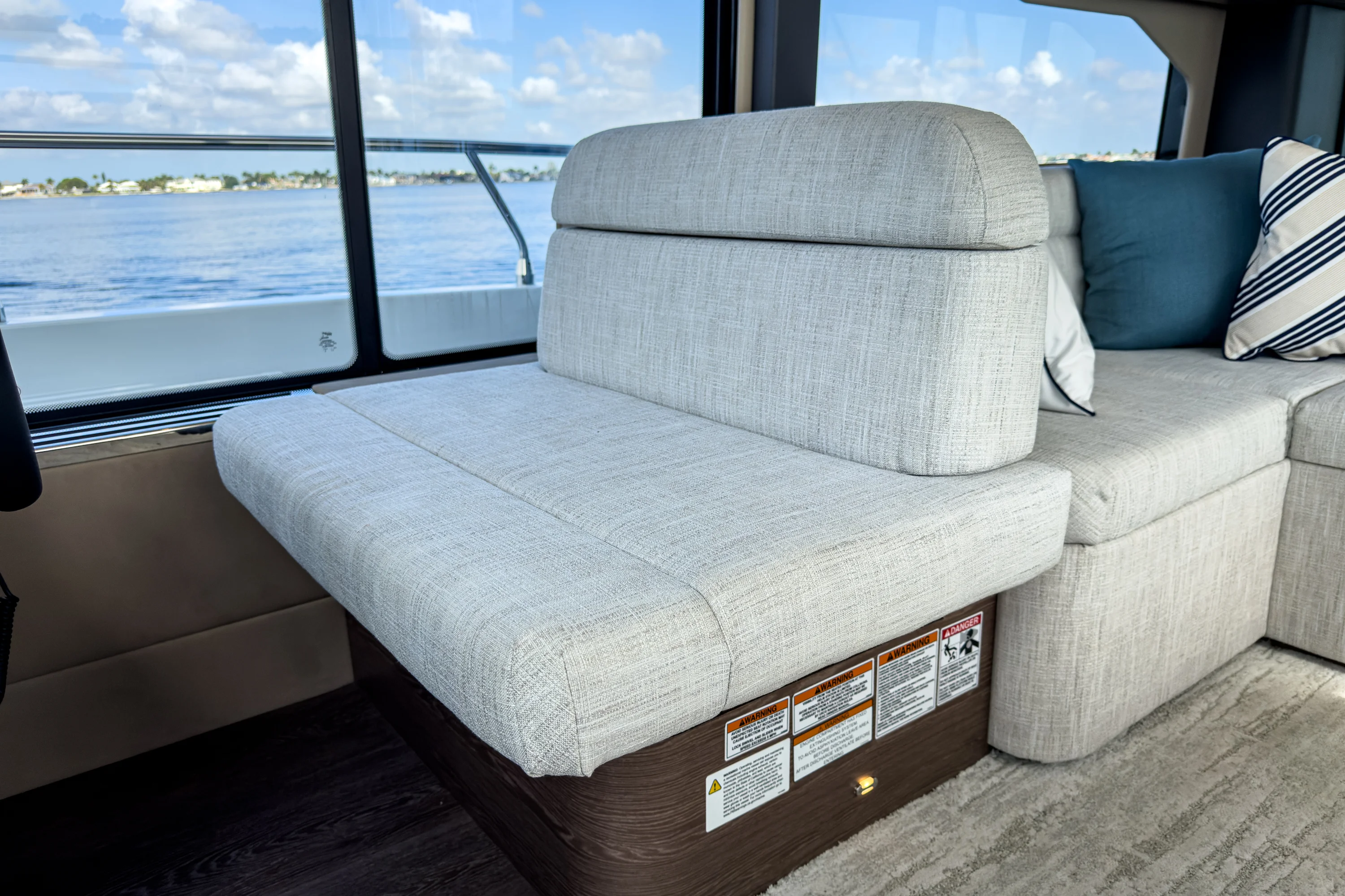 2026 Cruisers Yachts
                                                             50 FLY Image Thumbnail #32